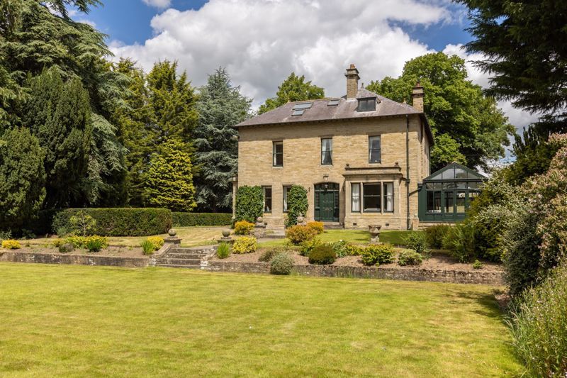 9 bed detached house for sale in Middleton Road, Pickering YO18 Zoopla