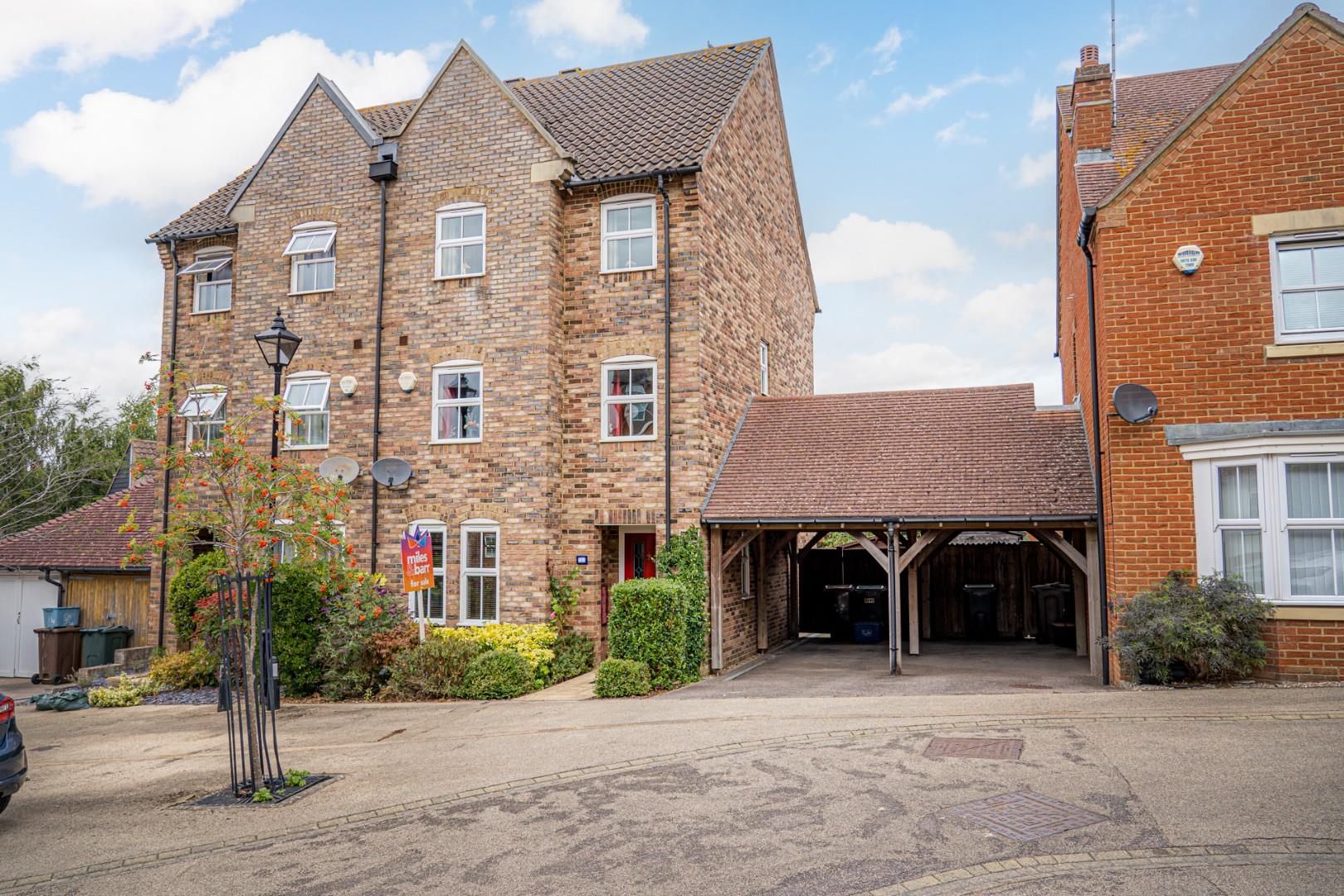 3 bed semidetached house for sale in Blue Field, Singleton, Ashford