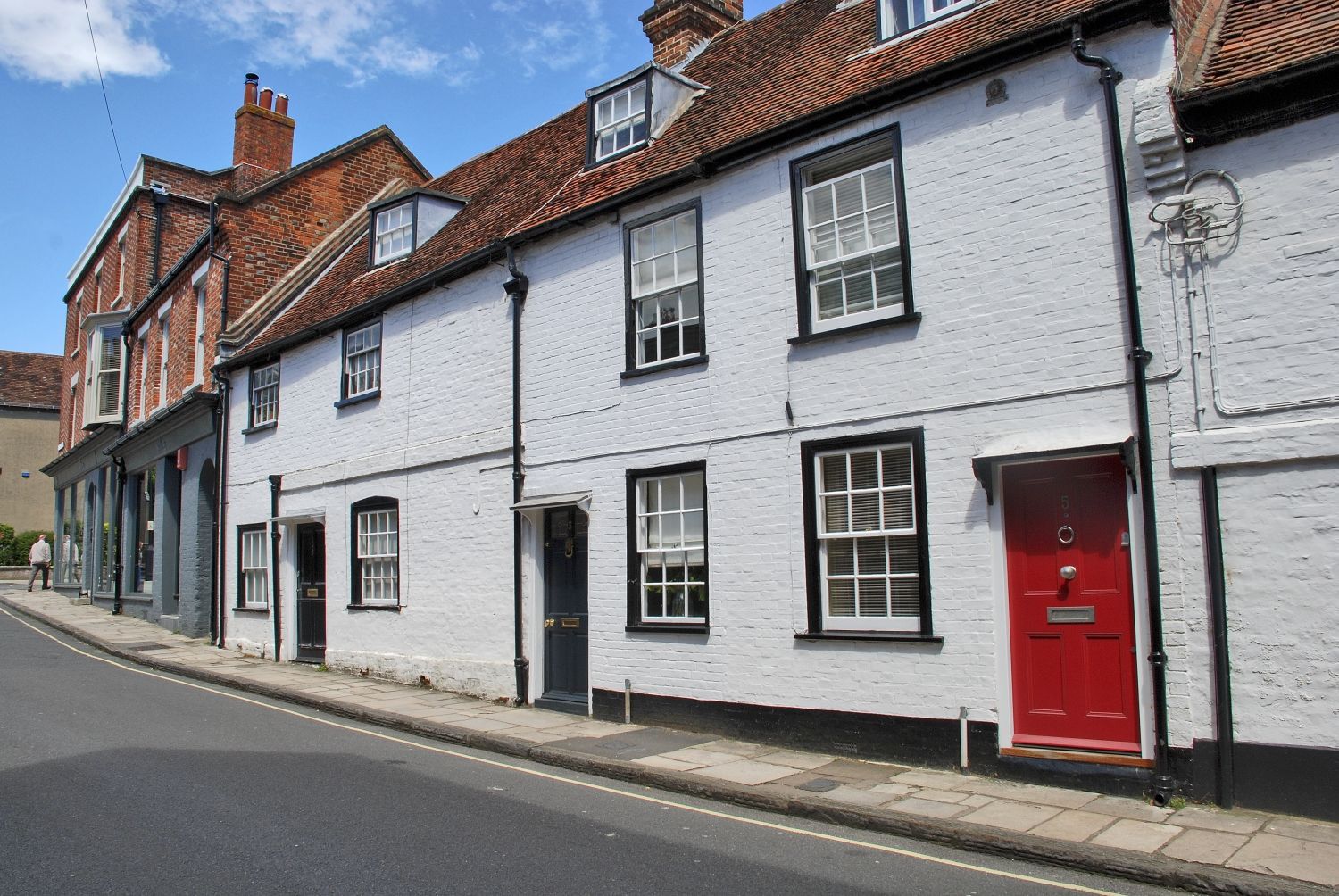2 bed terraced house to rent in Church Lane, Lymington, Hampshire SO41