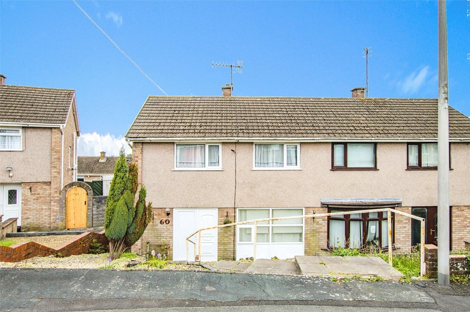 3 bed semidetached house for sale in Brynheulog, Llanelli, Brynheulog