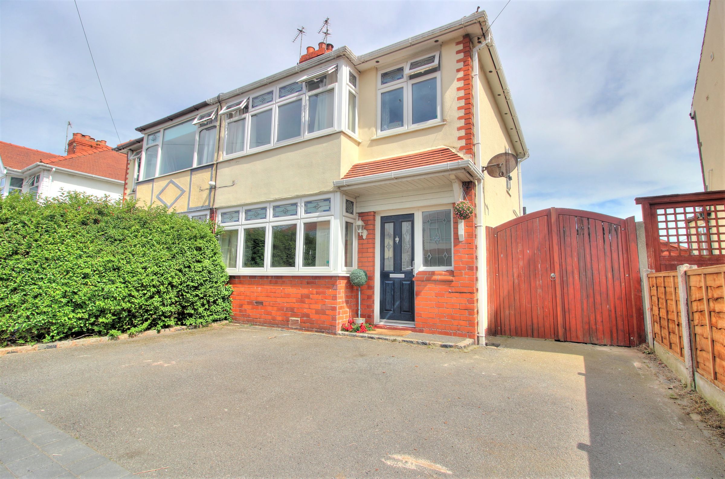 3 bed semidetached house for sale in Bispham Drive, Wirral CH47 Zoopla