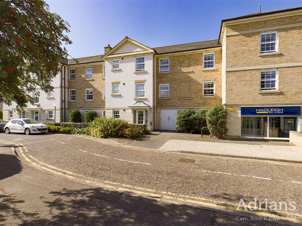 1 bed property for sale in Tyrell Lodge, Springfield Road, Chelmsford