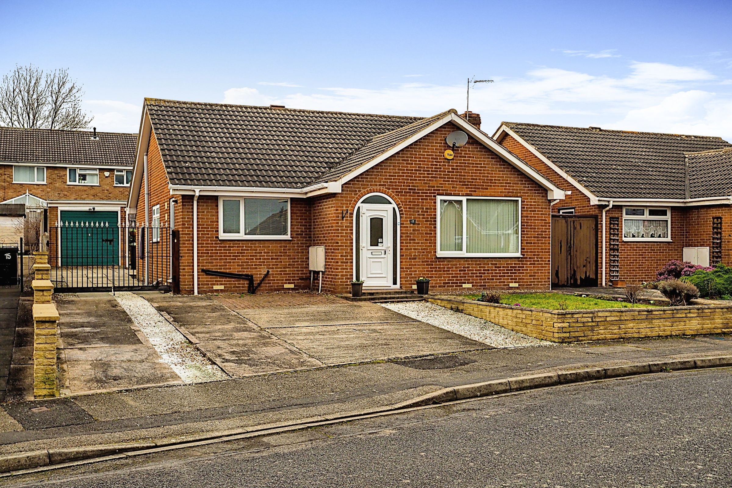 3 bed bungalow for sale in Pimlico Avenue, Bramcote, Nottingham NG9