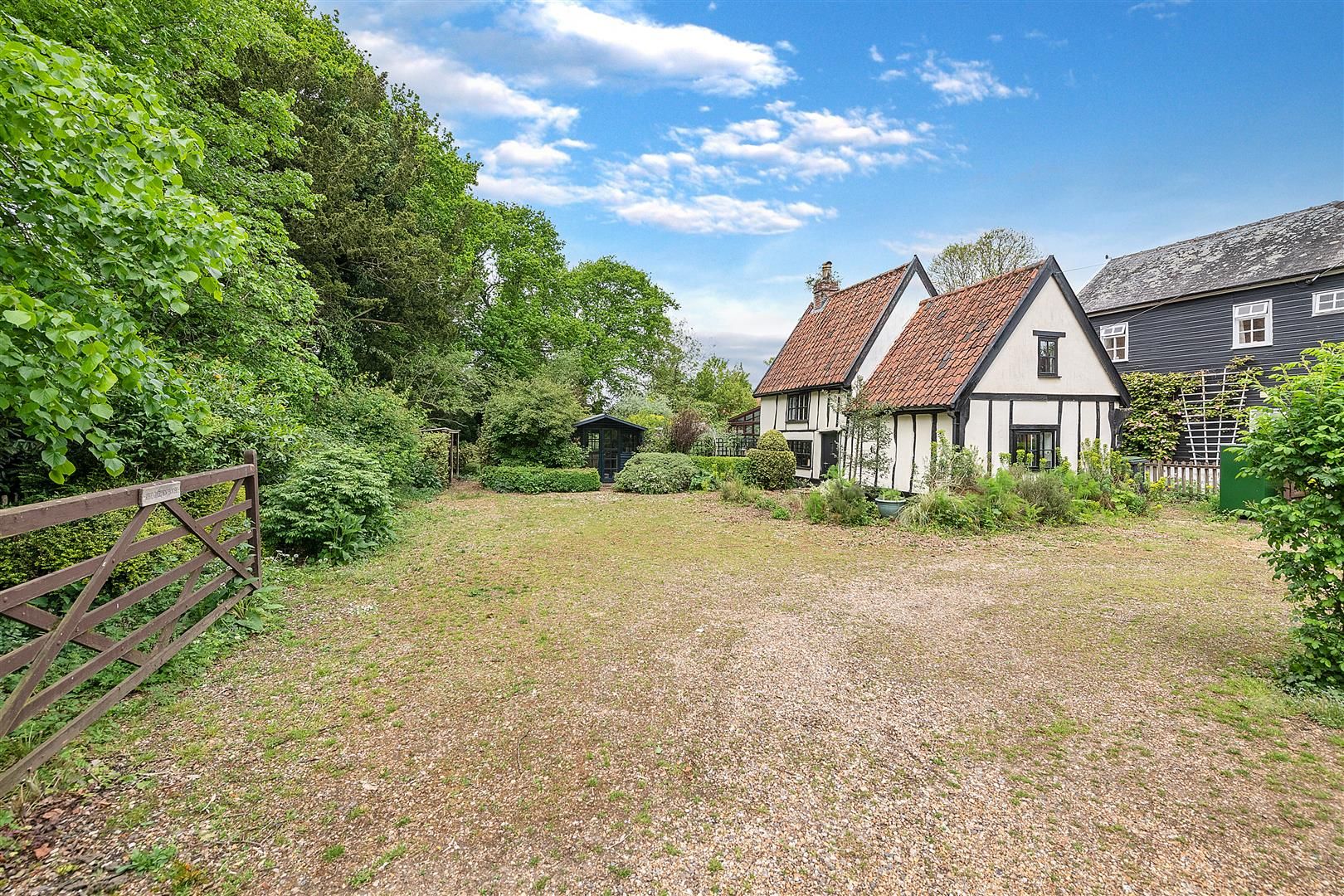 2 bed cottage for sale in Badwell Road, WalshamLeWillows, Bury St