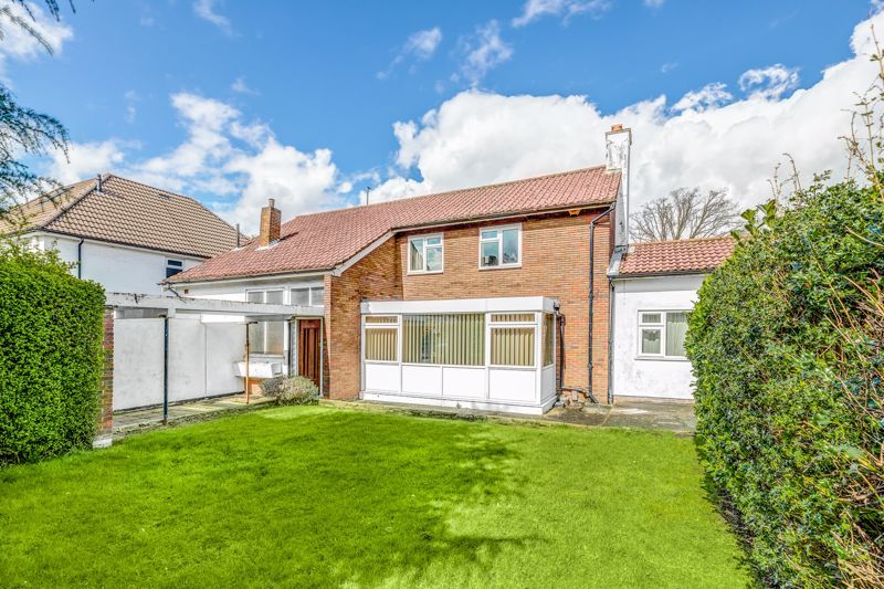 6 bed detached house for sale in Greenways, Hinchley Wood, Esher KT10