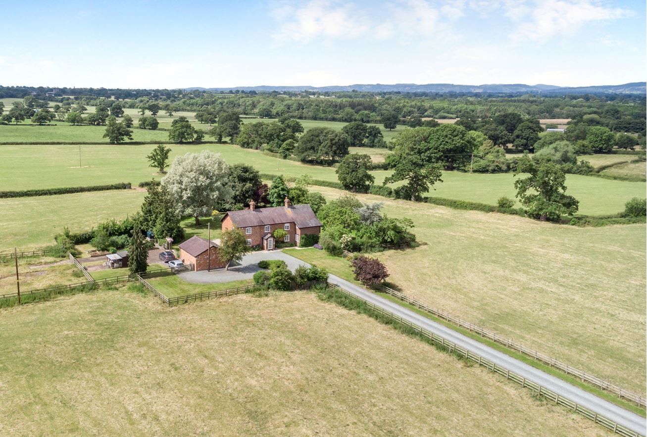 5 bed detached house for sale in Higher Penley, Nr. OvertonOnDee