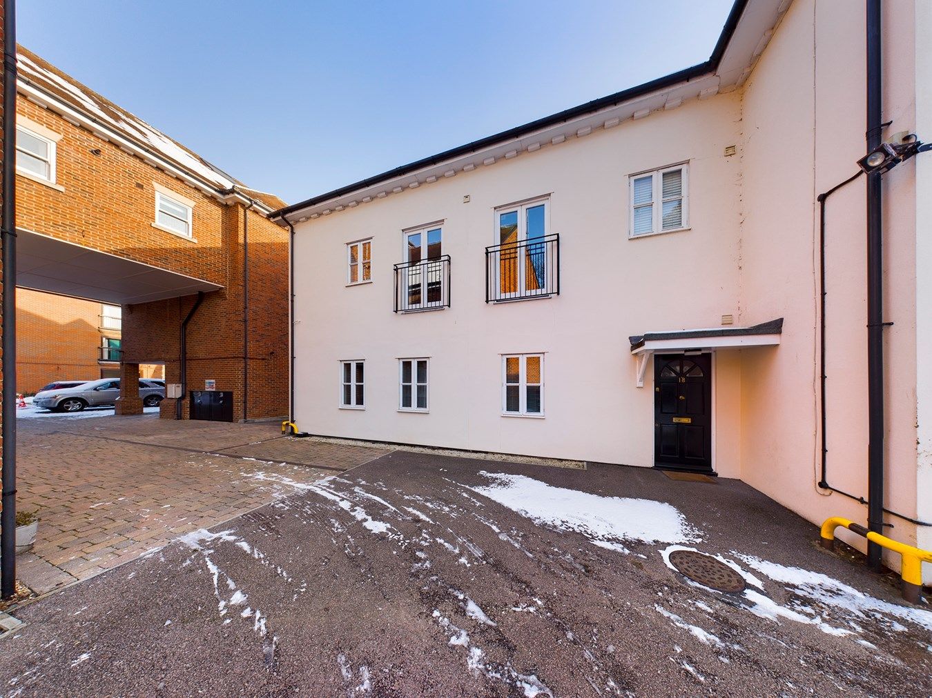 2 bed flat for sale in Bancroft, Hitchin SG5 Zoopla