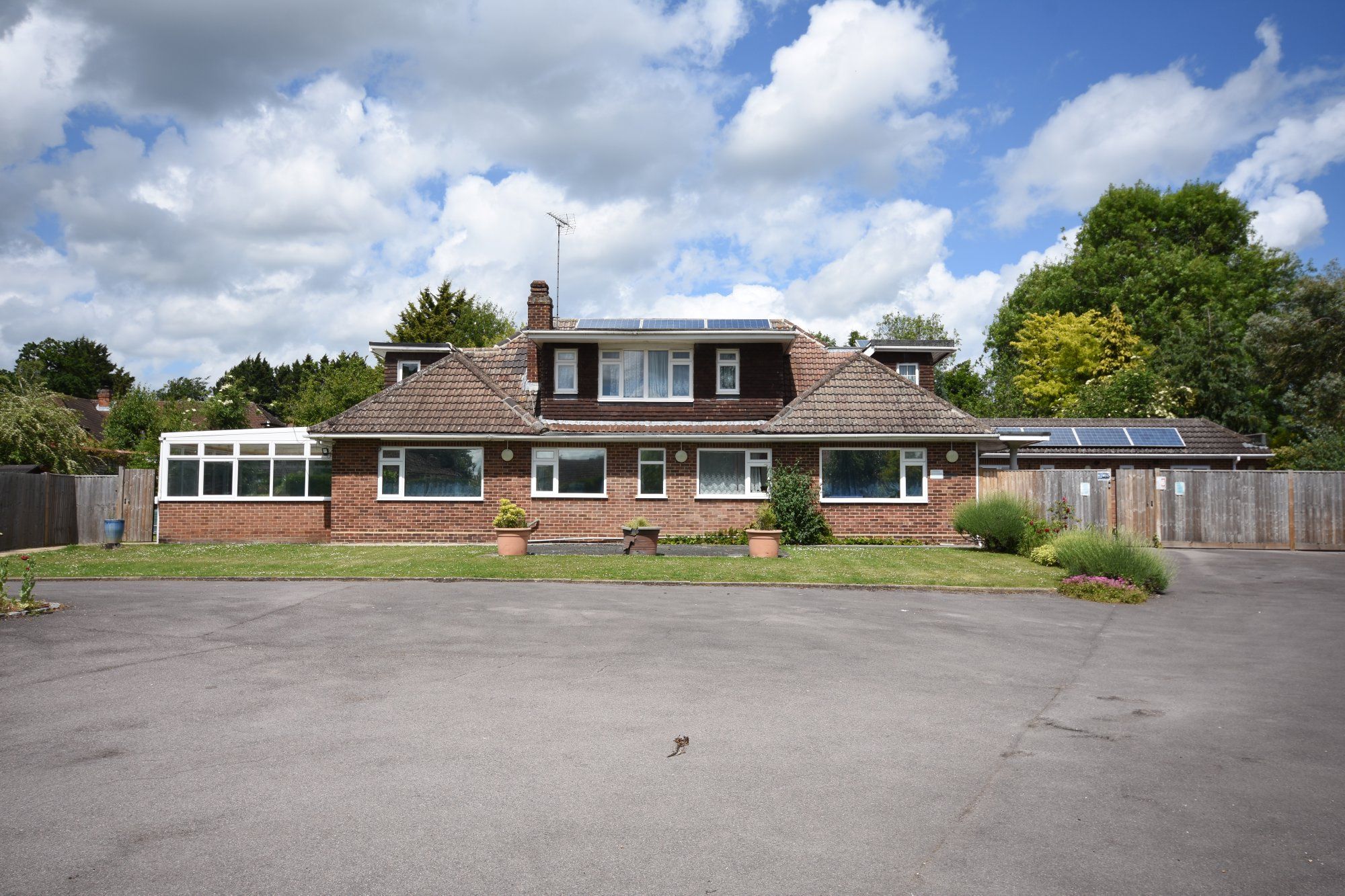 10 bed detached house for sale in Mill Lane, Calcot, Reading RG31 Zoopla