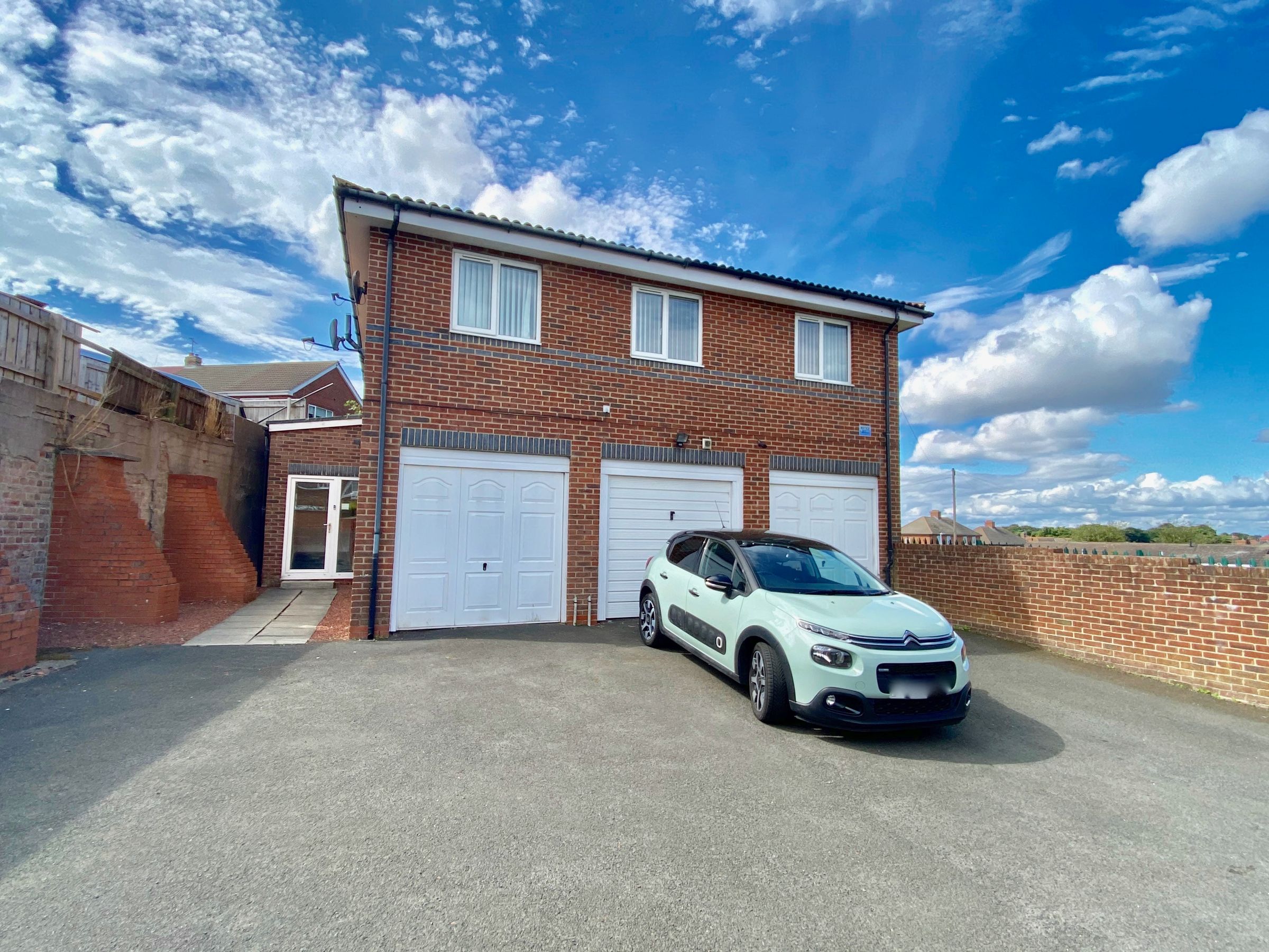 2 bed flat for sale in Ollerton Gardens, Windy Nook, Gateshead, Tyne