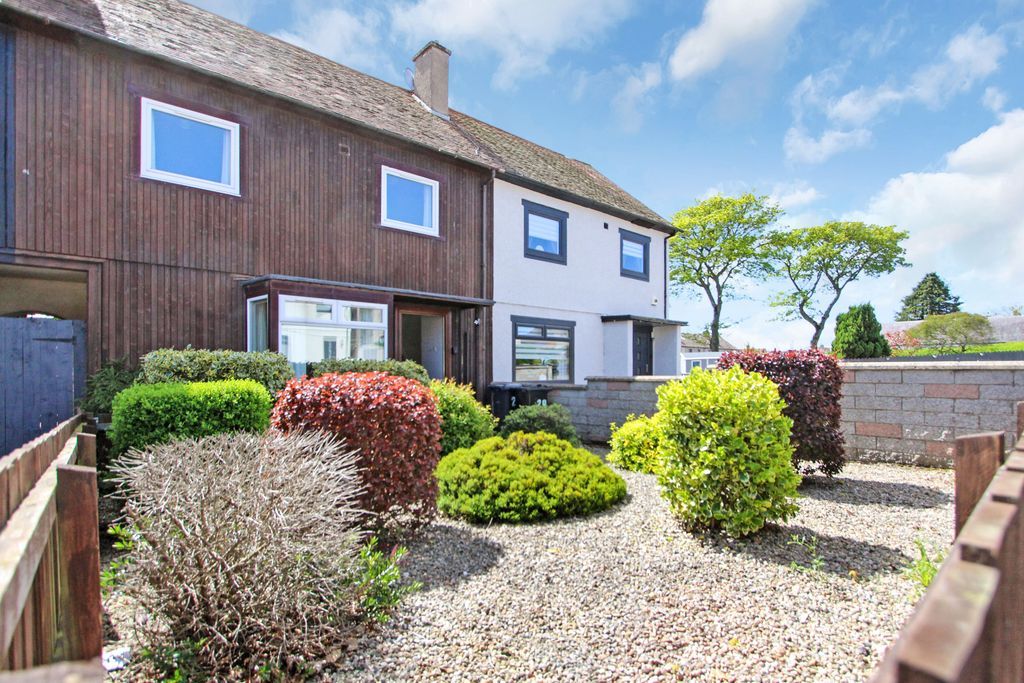 3 bed terraced house for sale in West Cairncry Road, Aberdeen AB16 Zoopla