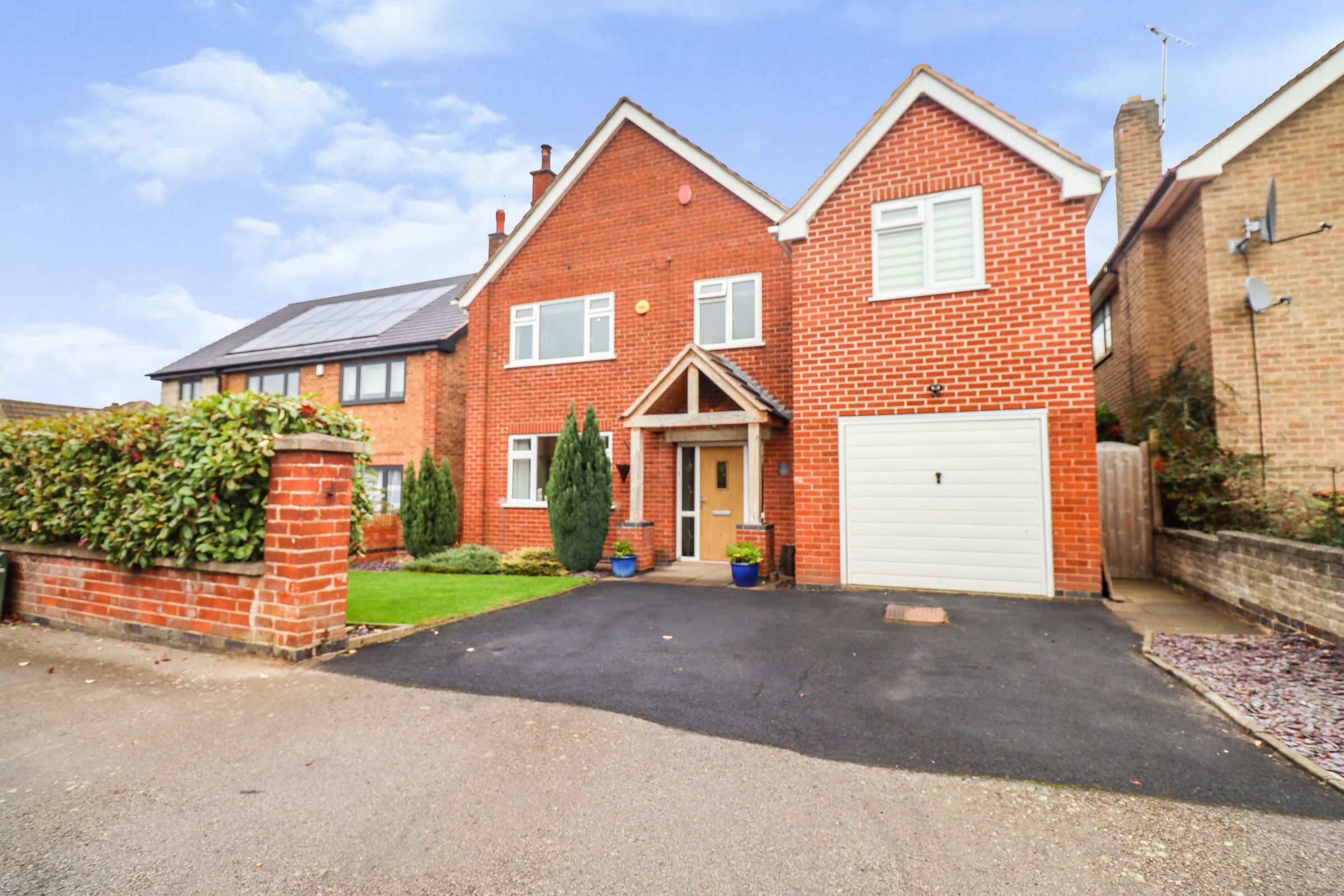 4 bed detached house for sale in Castell Drive, Groby, Leicester LE6