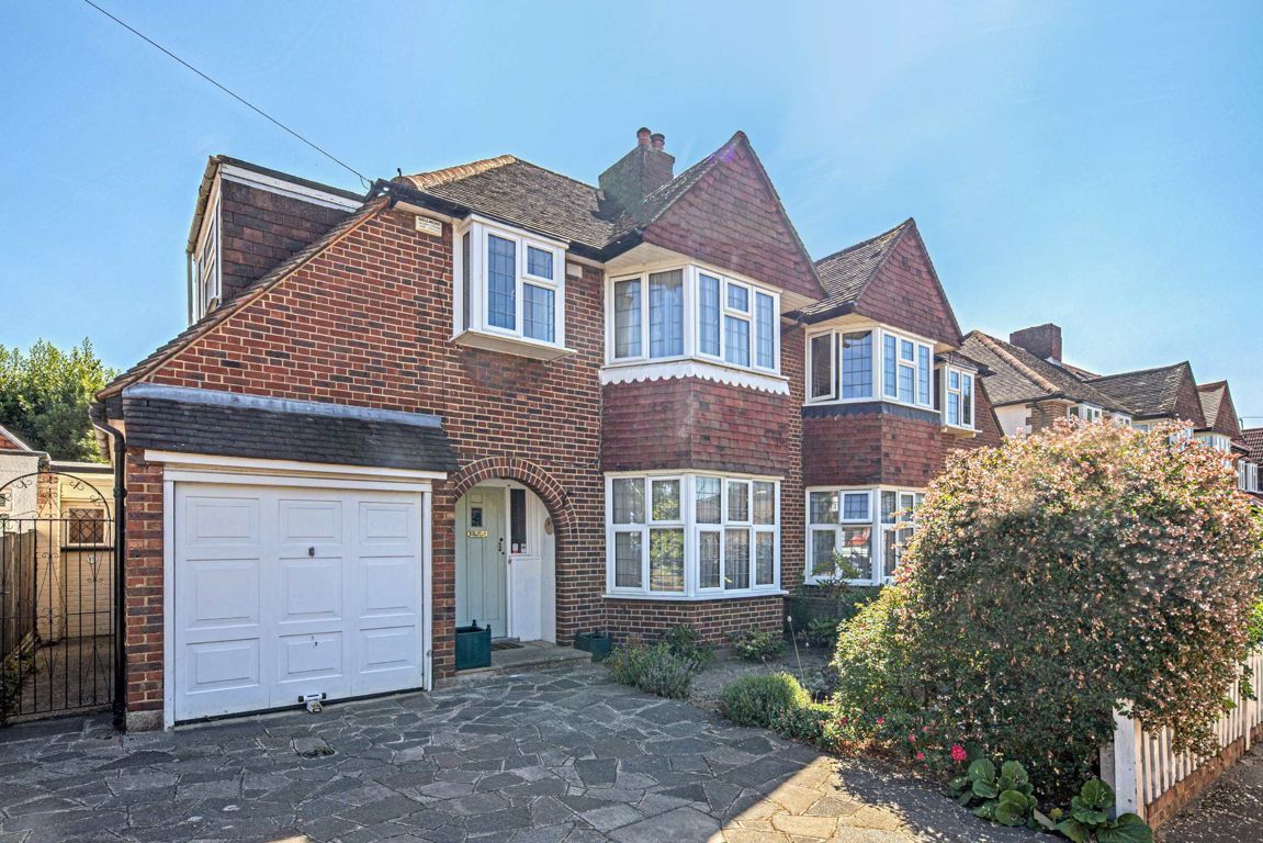 3 bed semidetached house for sale in Arundel Road, Norbiton, Kingston