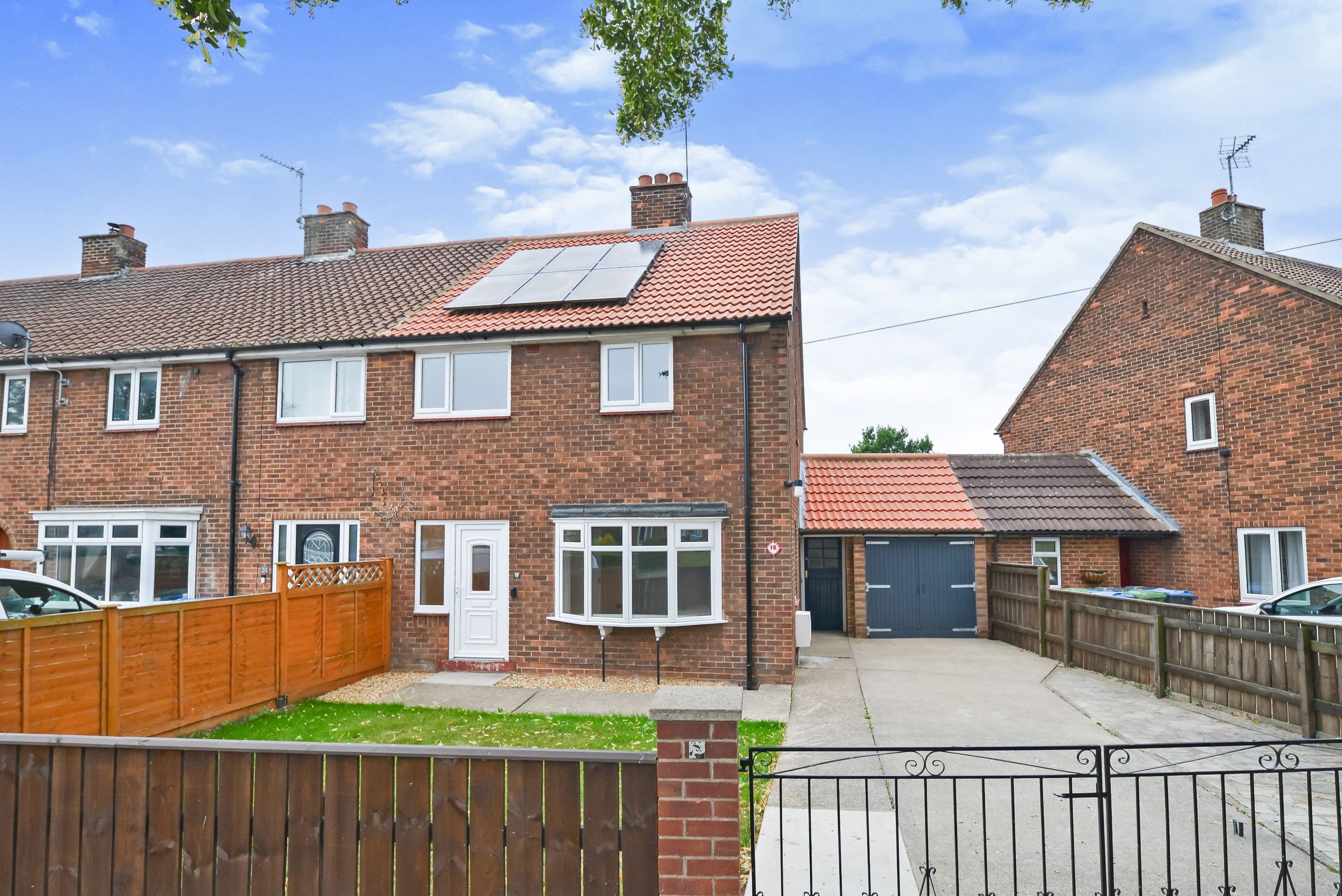 3 bed semidetached house for sale in Central Drive, Northallerton DL6