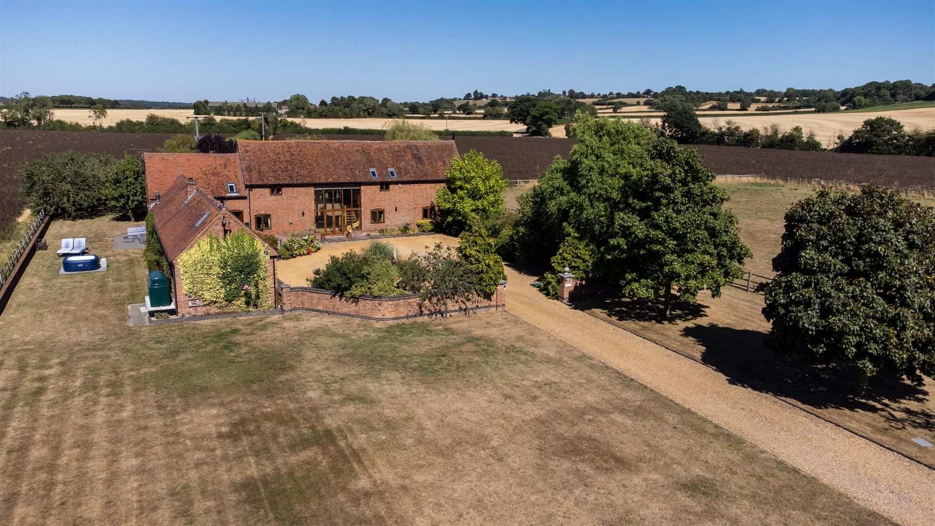 5 bed equestrian property for sale in Middle Road, Harbury, Leamington Spa, Warwickshire CV33