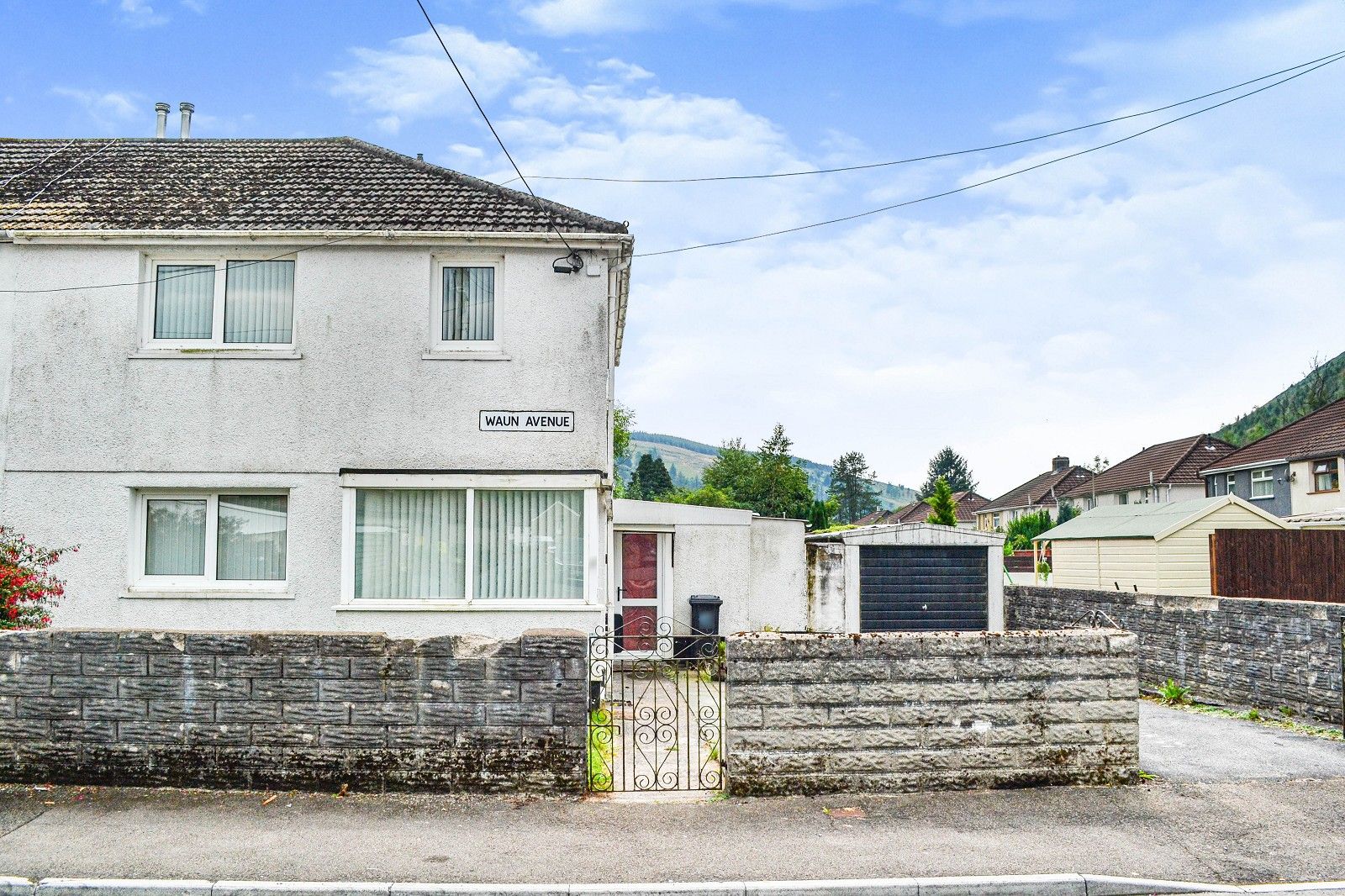 3 bed semidetached house for sale in Waun Avenue, Glyncorrwg, Port