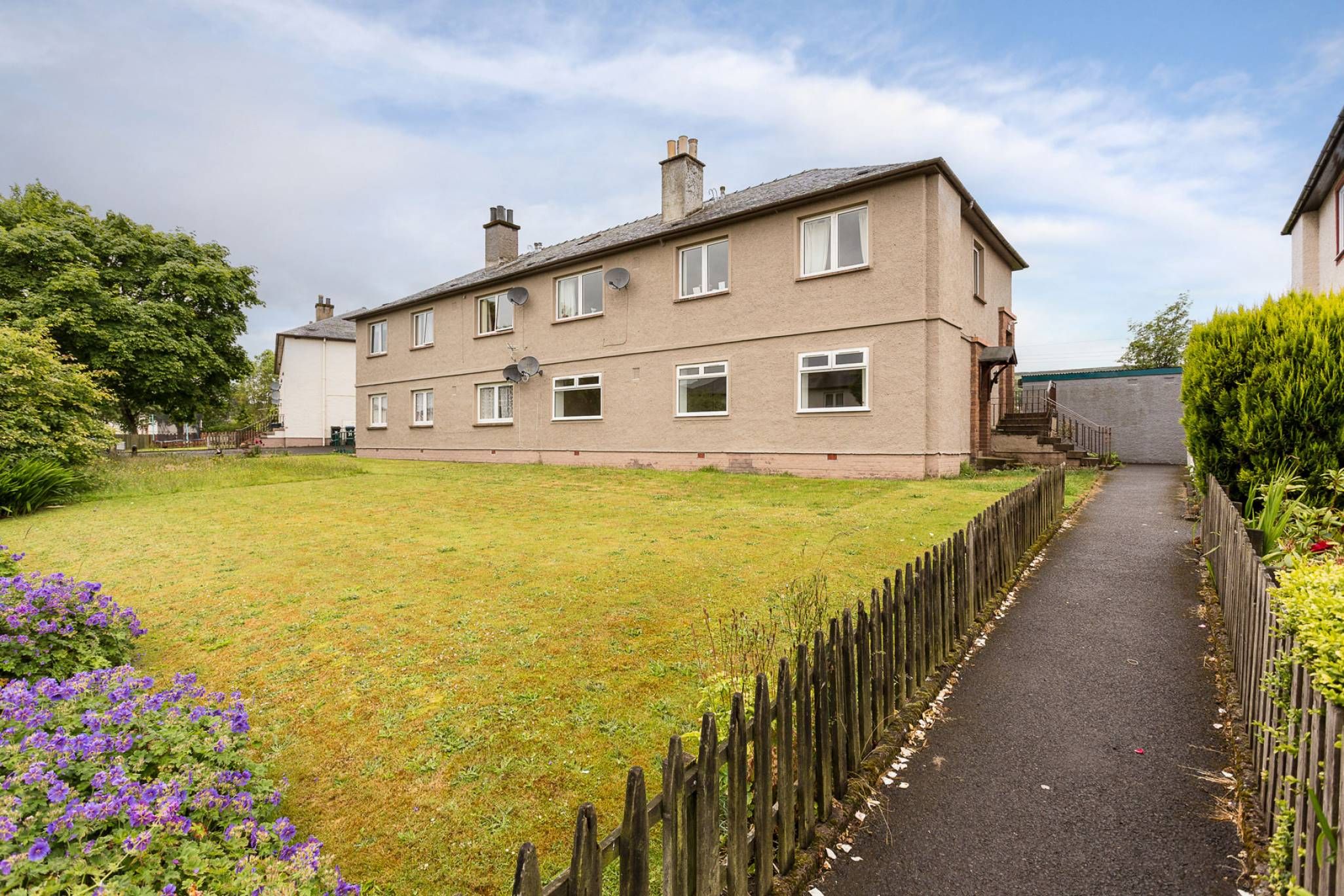 3 bed flat for sale in Springbank Road, Alyth, Perthshire PH11 Zoopla