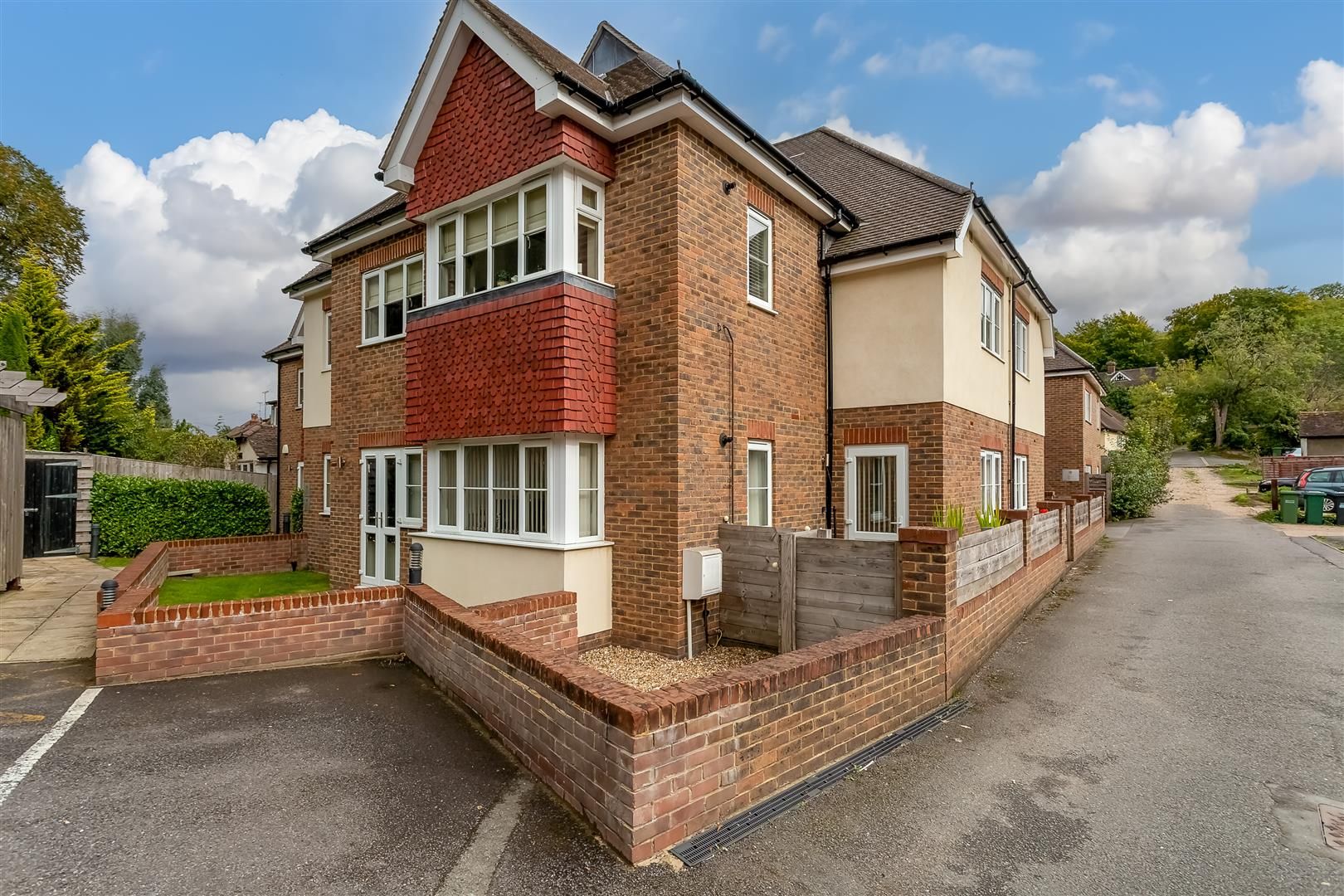 1 bed for sale in 2 Outwood Lane, Chipstead, Coulsdon CR5