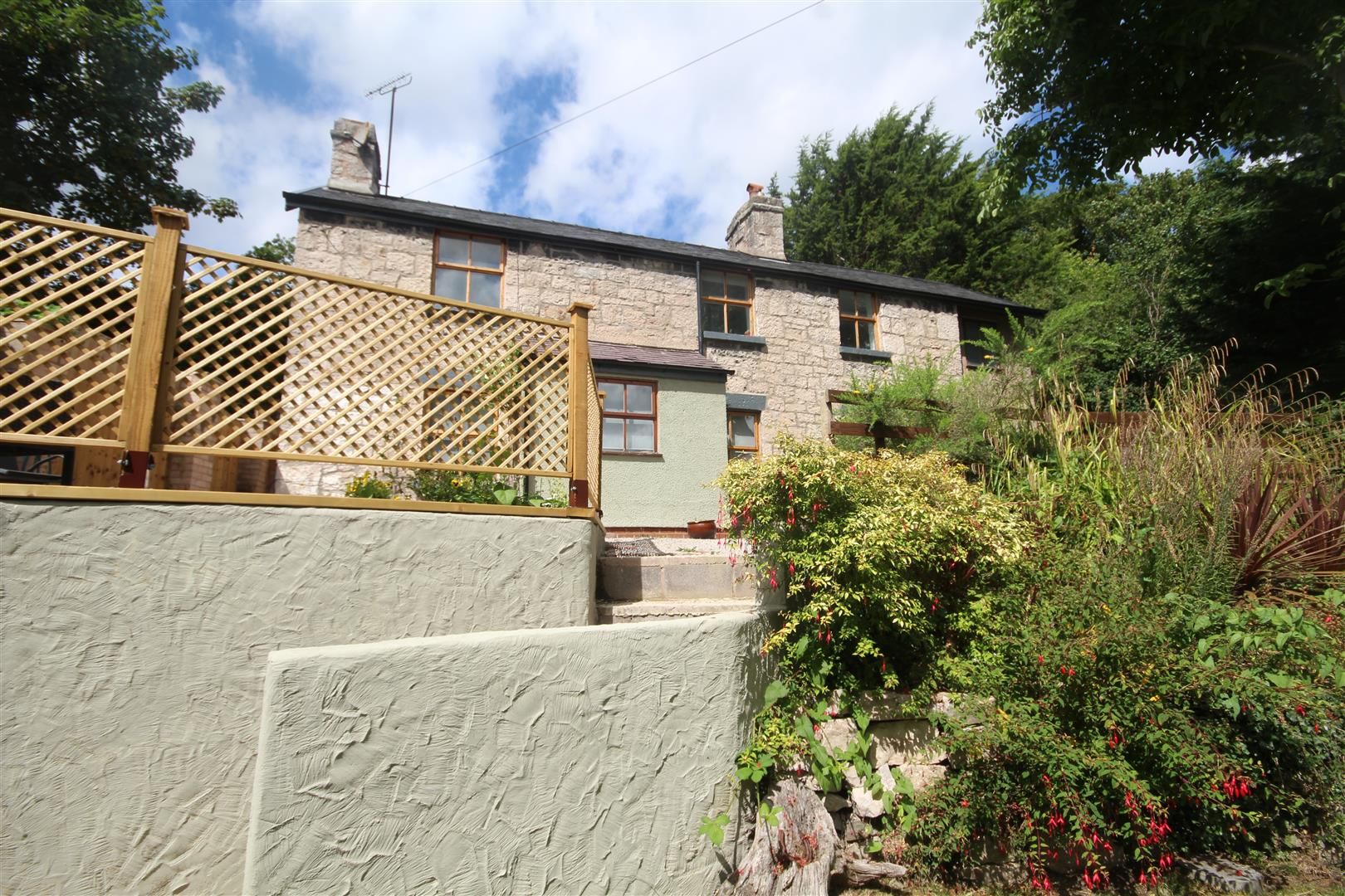 3 bed cottage for sale in Llawr Pentre, Old Colwyn, Colwyn Bay LL29