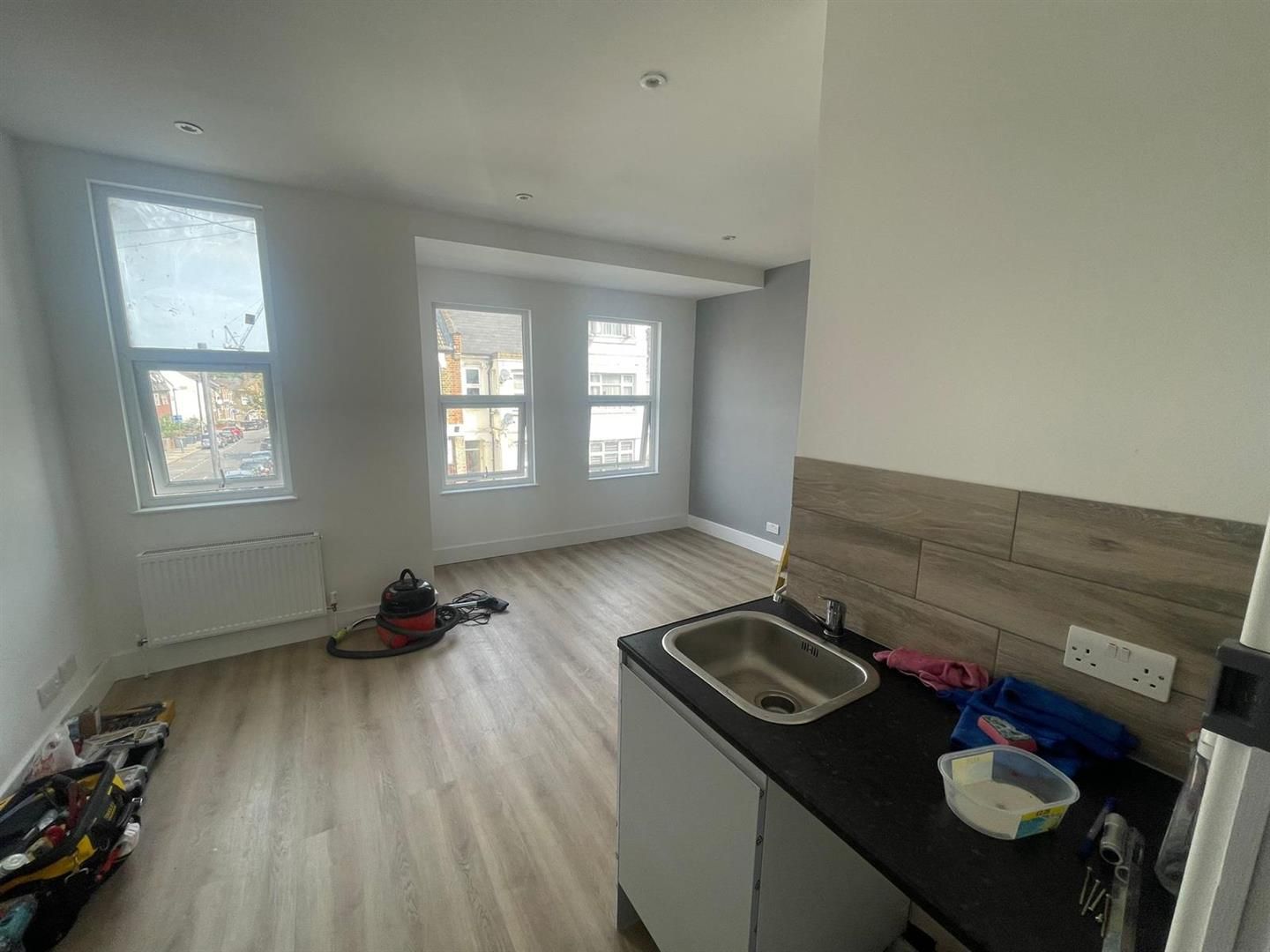 1 bed property to rent in Thorpe Road, London N15 Zoopla