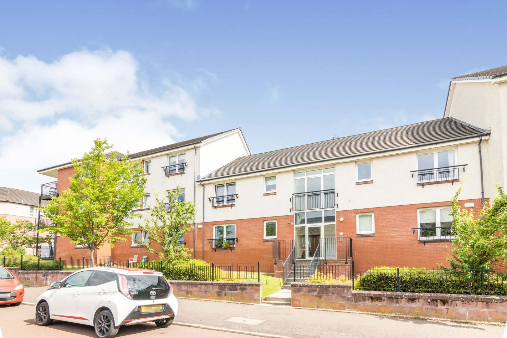 26 Larchfield Avenue, Glasgow G14  