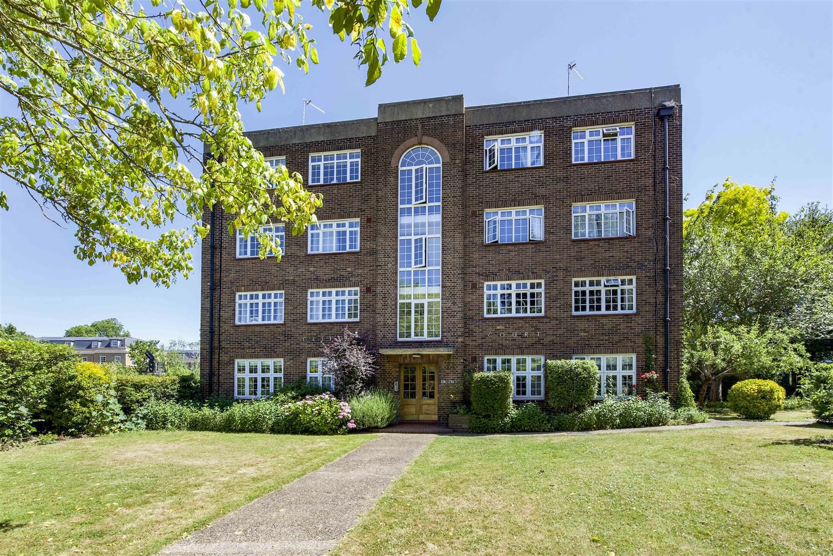 2 bed flat for sale in Clifden Road, Twickenham TW1 Zoopla
