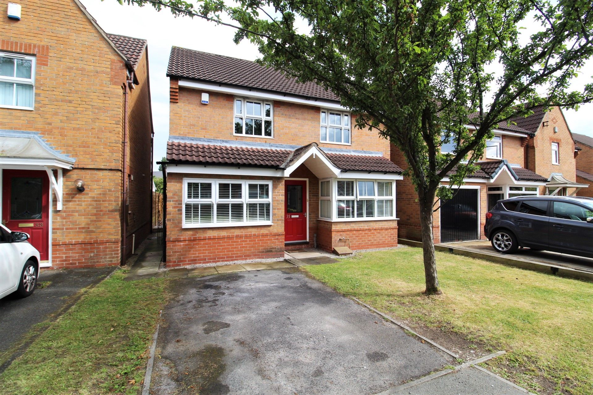 3 bed detached house for sale in Pintail Avenue, Stockport SK3 Zoopla