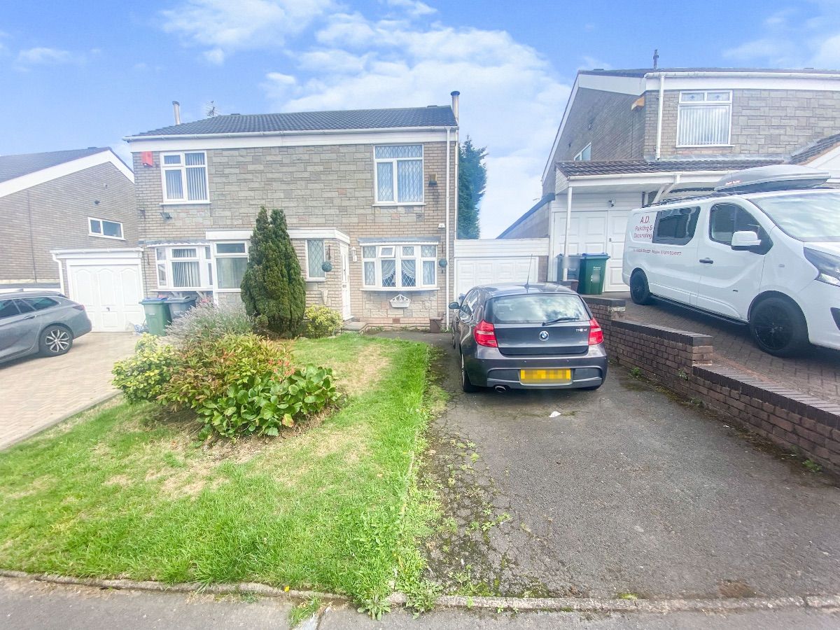 3 bed semidetached house for sale in Red Lion Close, Tividale, Oldbury