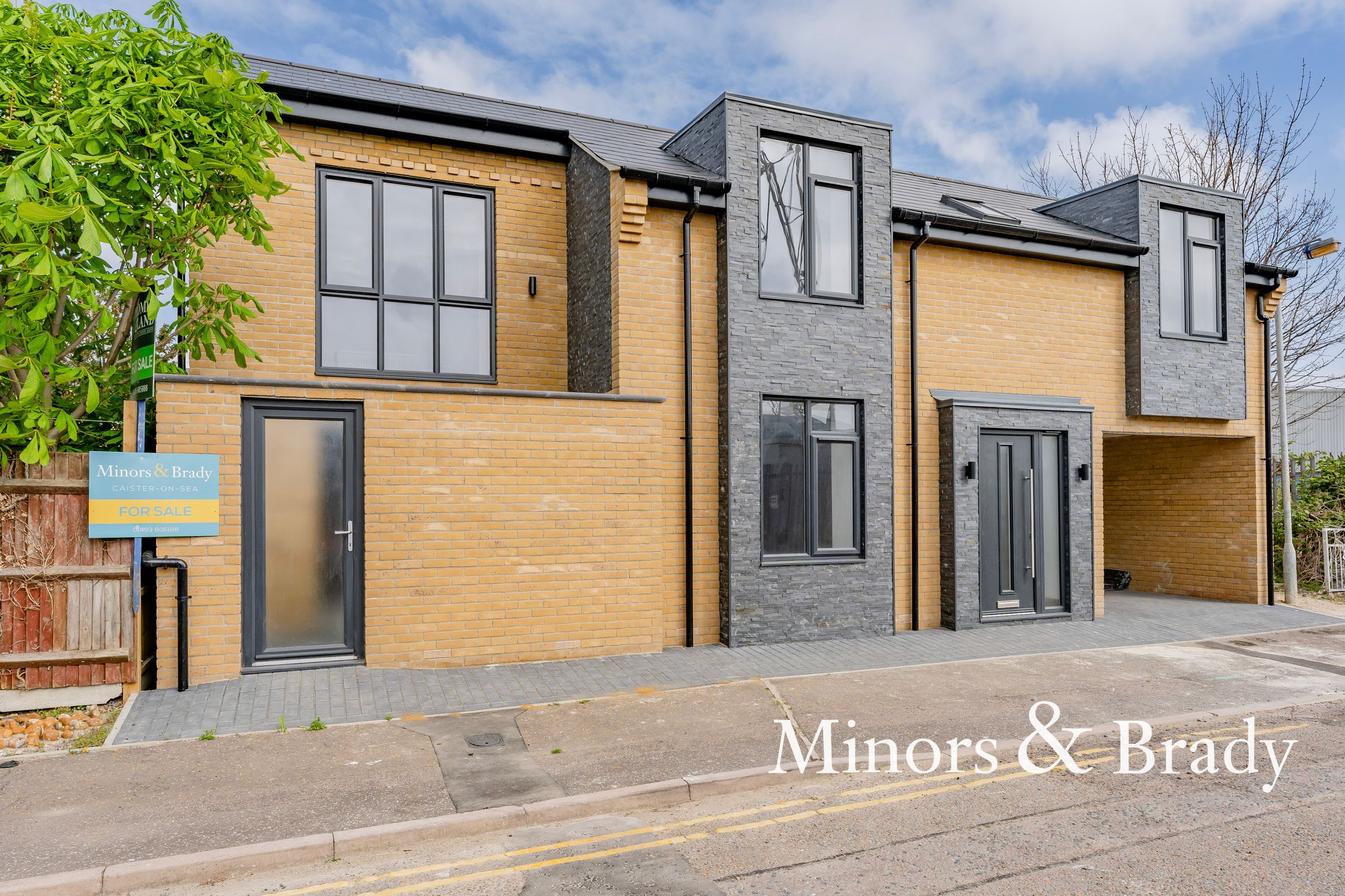 New home, 3 bed detached house for sale in Southtown Road, Great