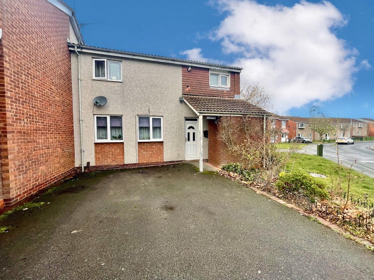 4 bed end terrace house for sale in Cornfield, Pendeford, Wolverhampton