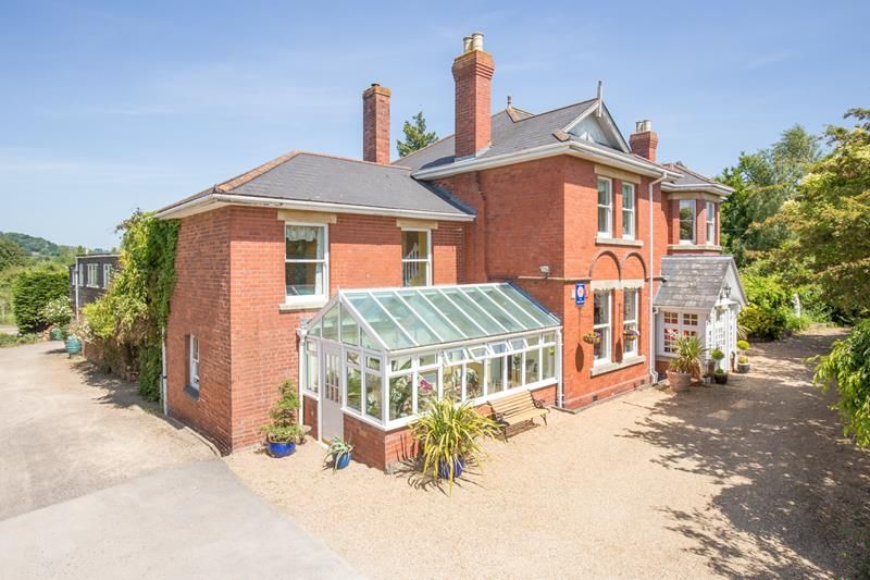 Leadon House Hotel, Ross Road, Ledbury, Herefordshire HR8  