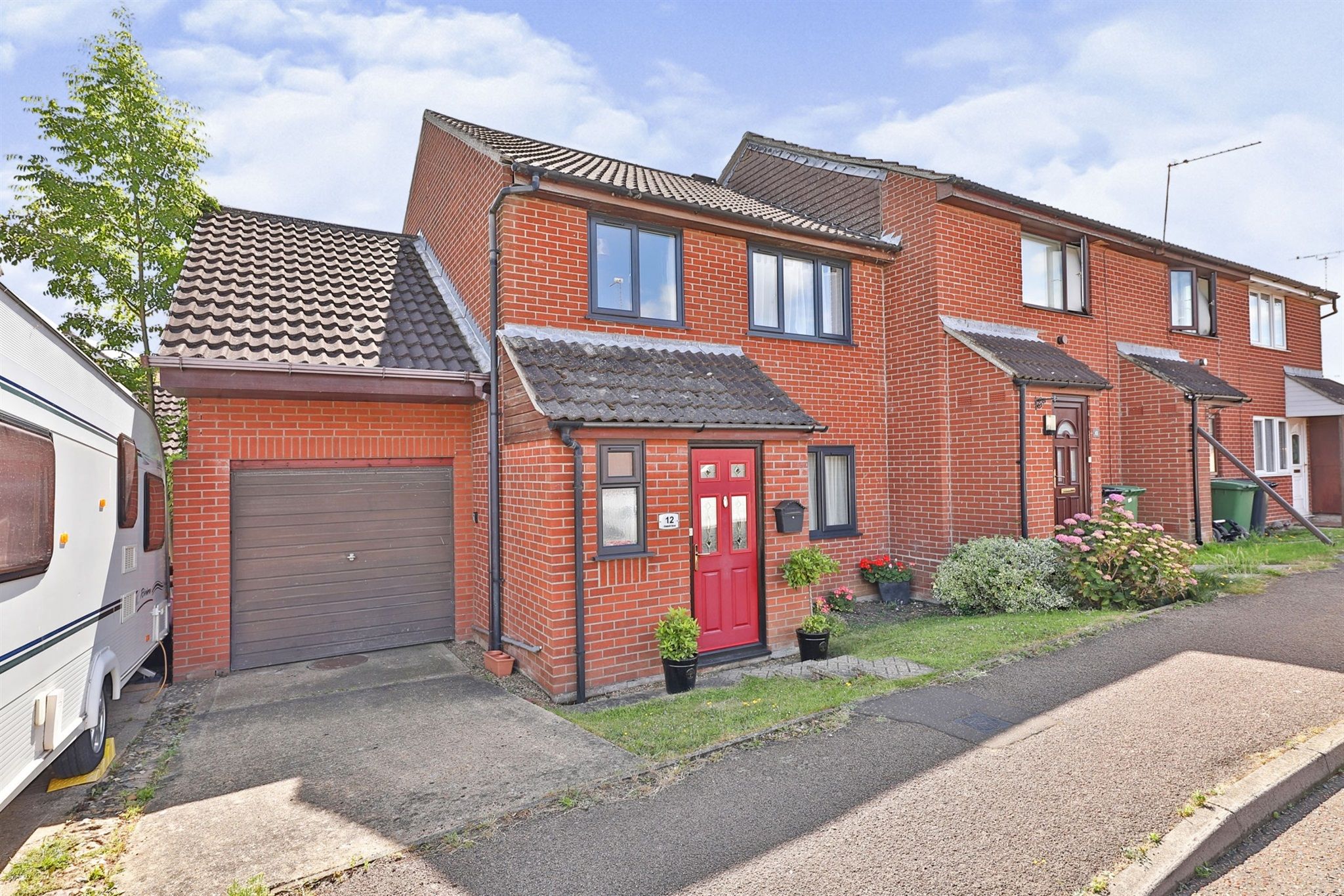 4 bed end terrace house for sale in Cannell Road, Loddon, Norwich NR14