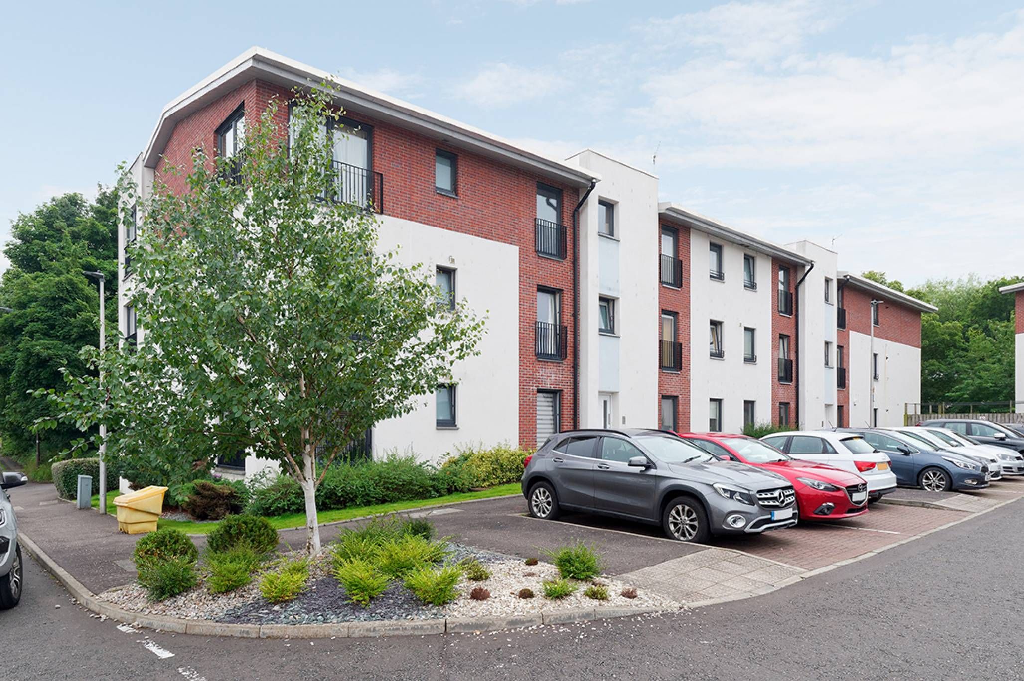 6 New Mart Gardens Edinburgh EH14  