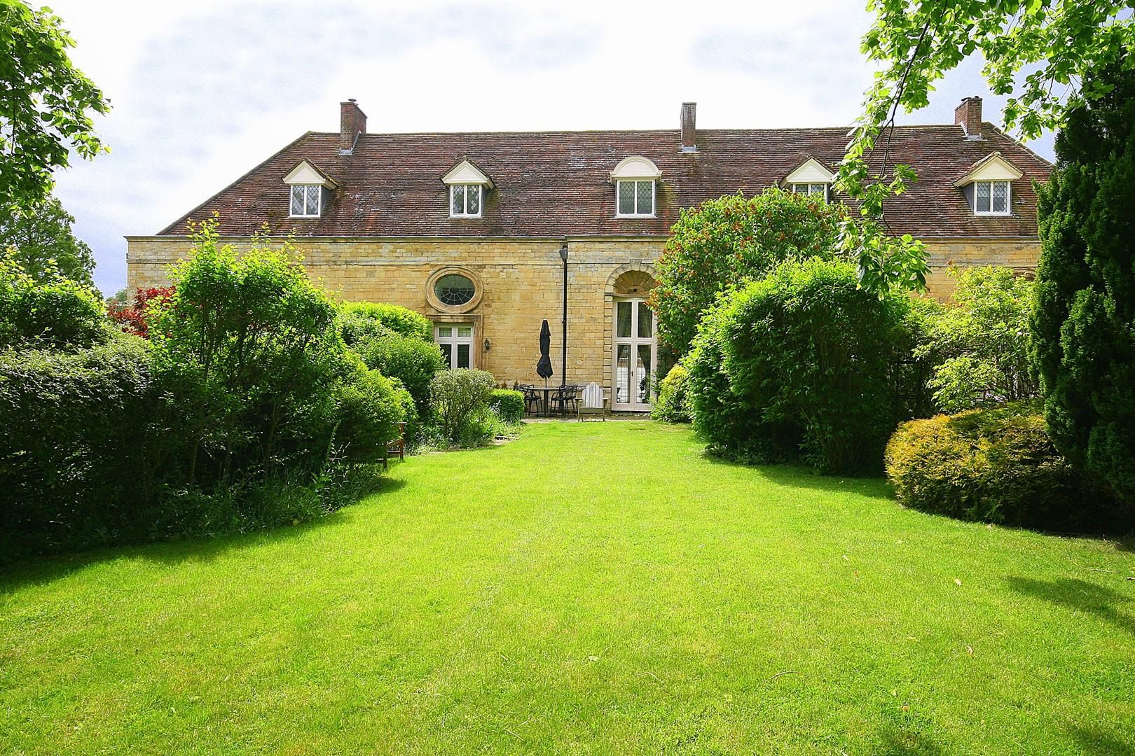 3 bed terraced house for sale in Gayhurst Court Mews, Gayhurst