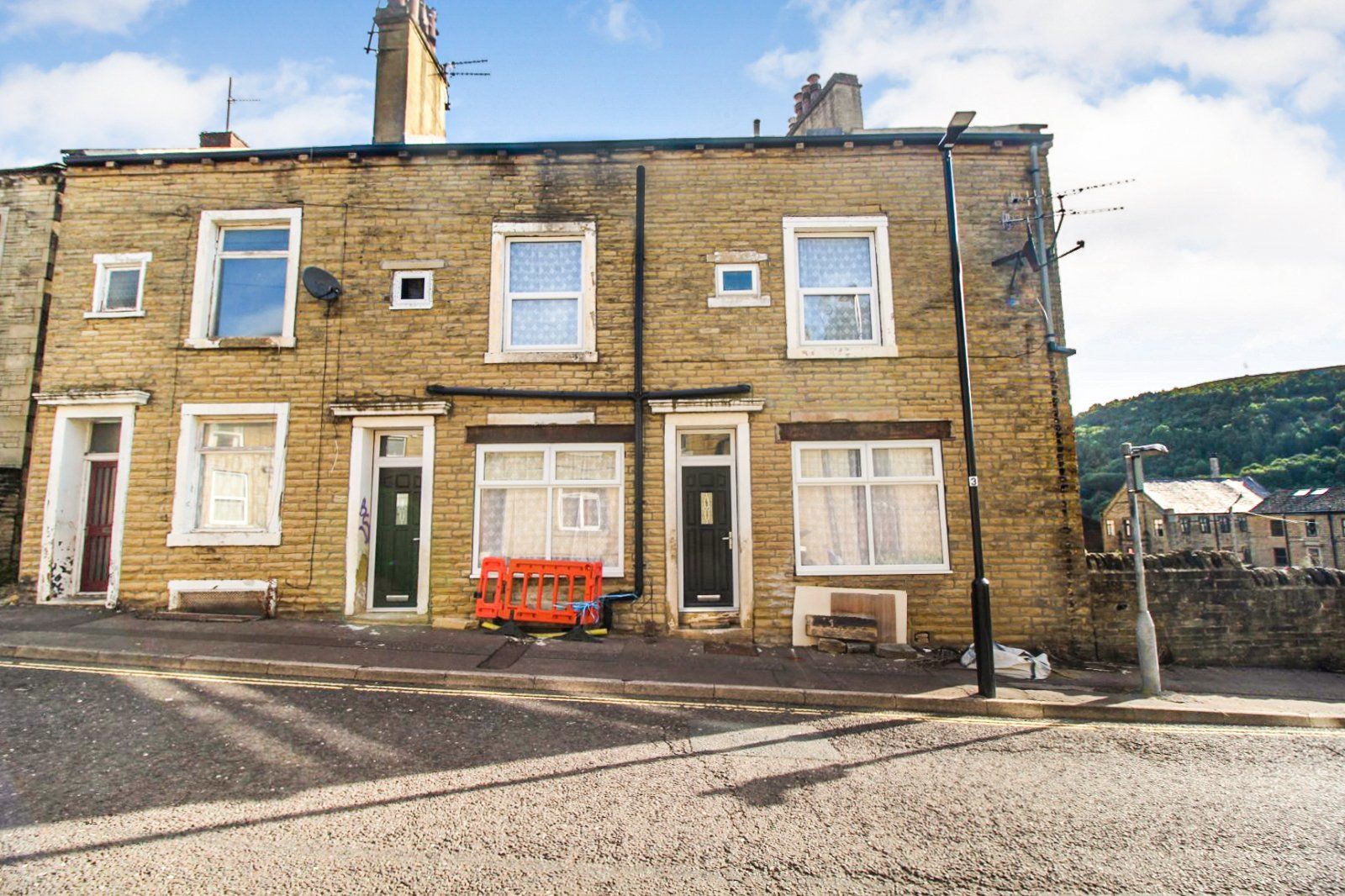 New Road, Halifax, West Yorkshire HX1  