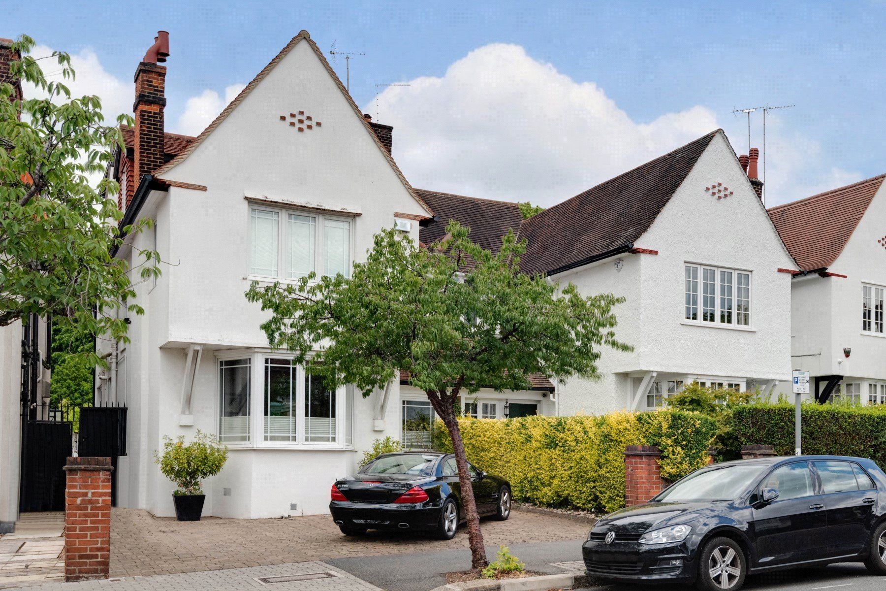 5 bed semidetached house for sale in Lyndale Avenue, Childs Hill