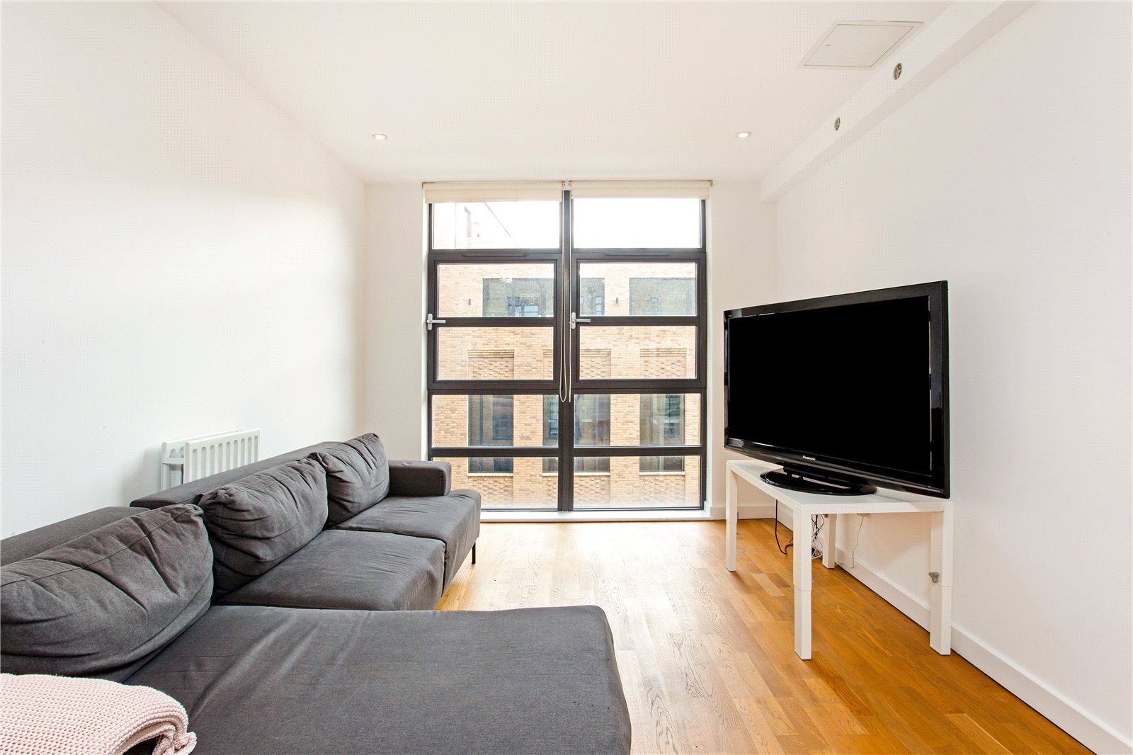 Roman Apartments, 1 Silesia Buildings, London E8