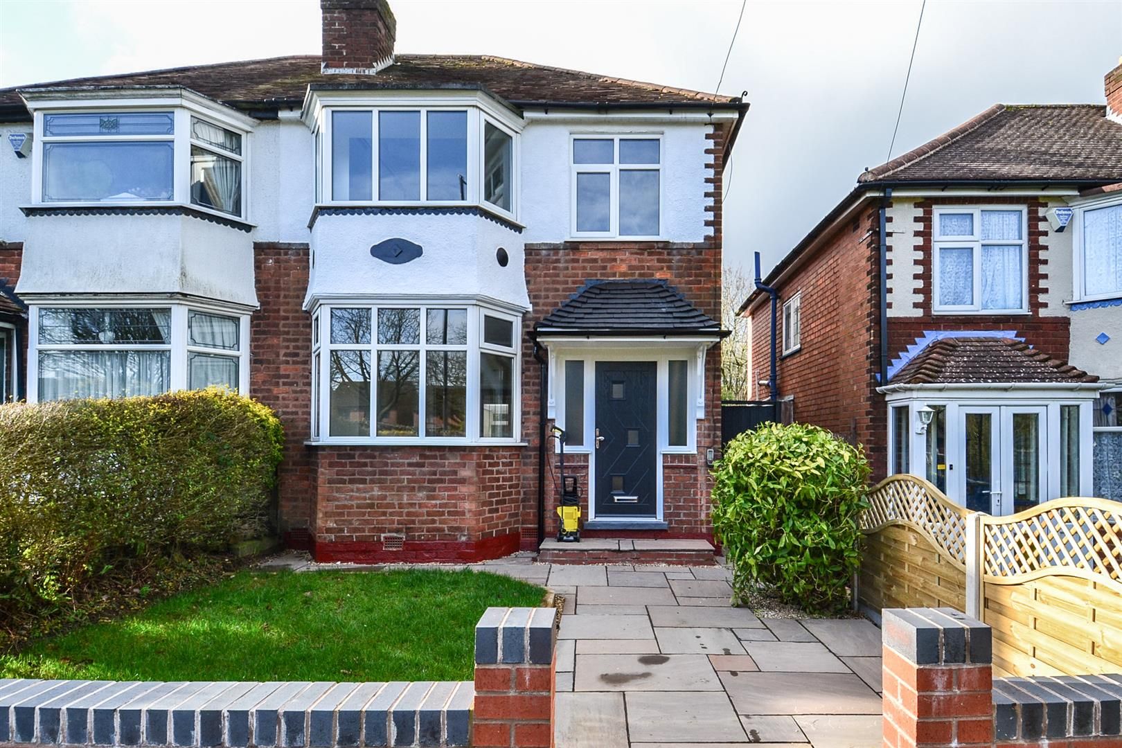 3 Bed Semi Detached House To Rent In Lickey Road Rednal Birmingham