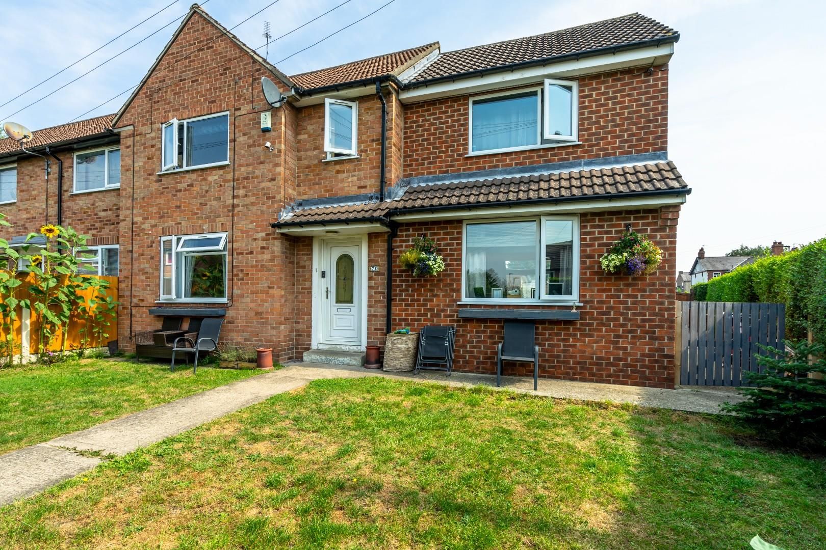4 bed end terrace house for sale in Dijon Avenue, York YO24 Zoopla