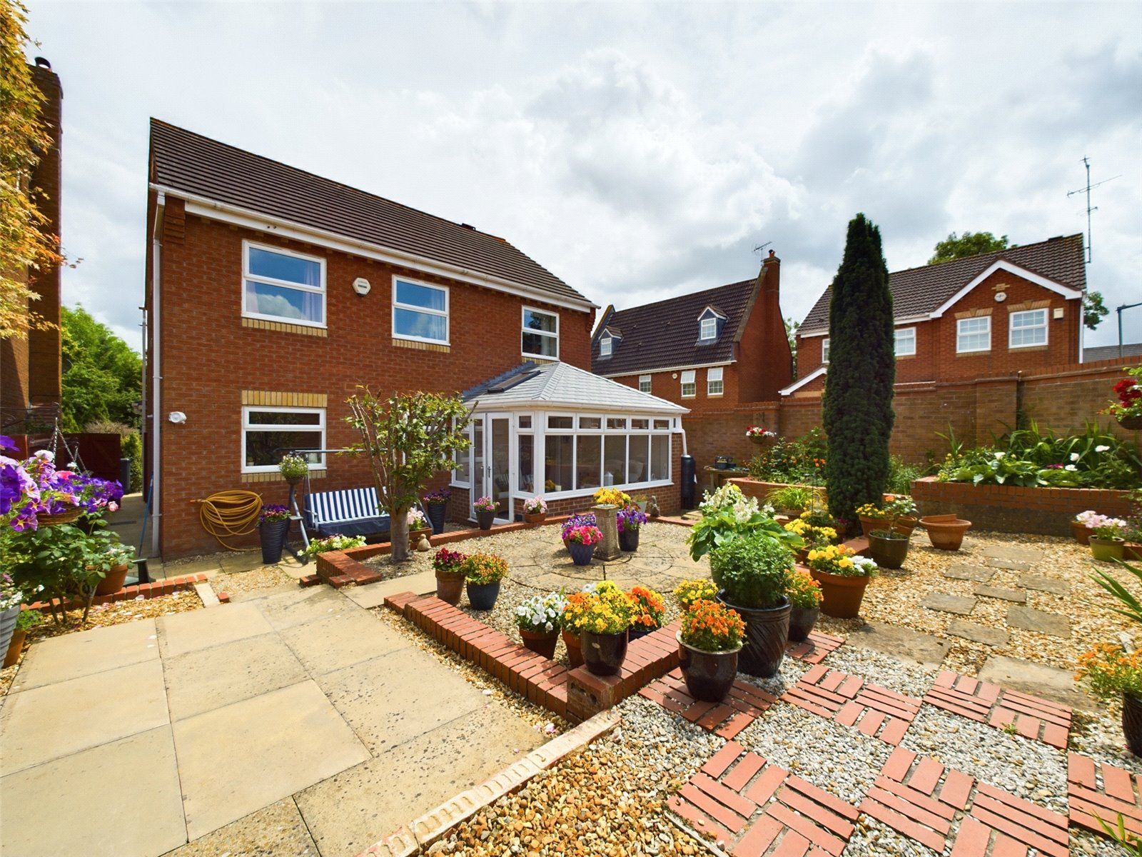 4 bed detached house for sale in Horseshoe Way, Hempsted, Gloucester