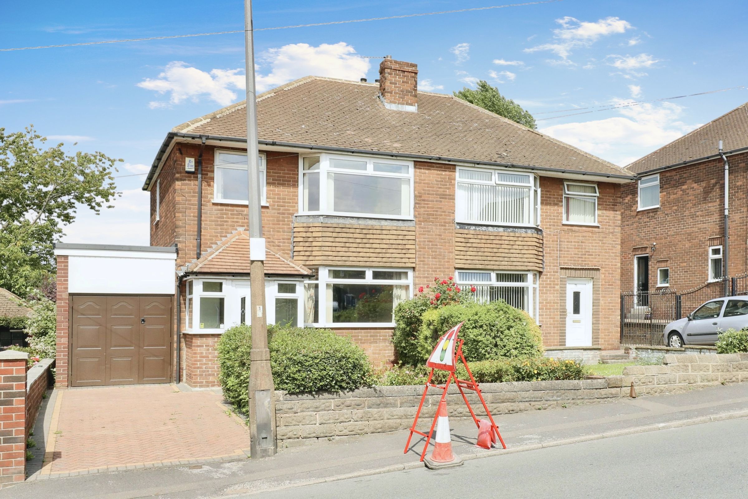 3 bed semidetached house for sale in Whitehill Road, Brinsworth