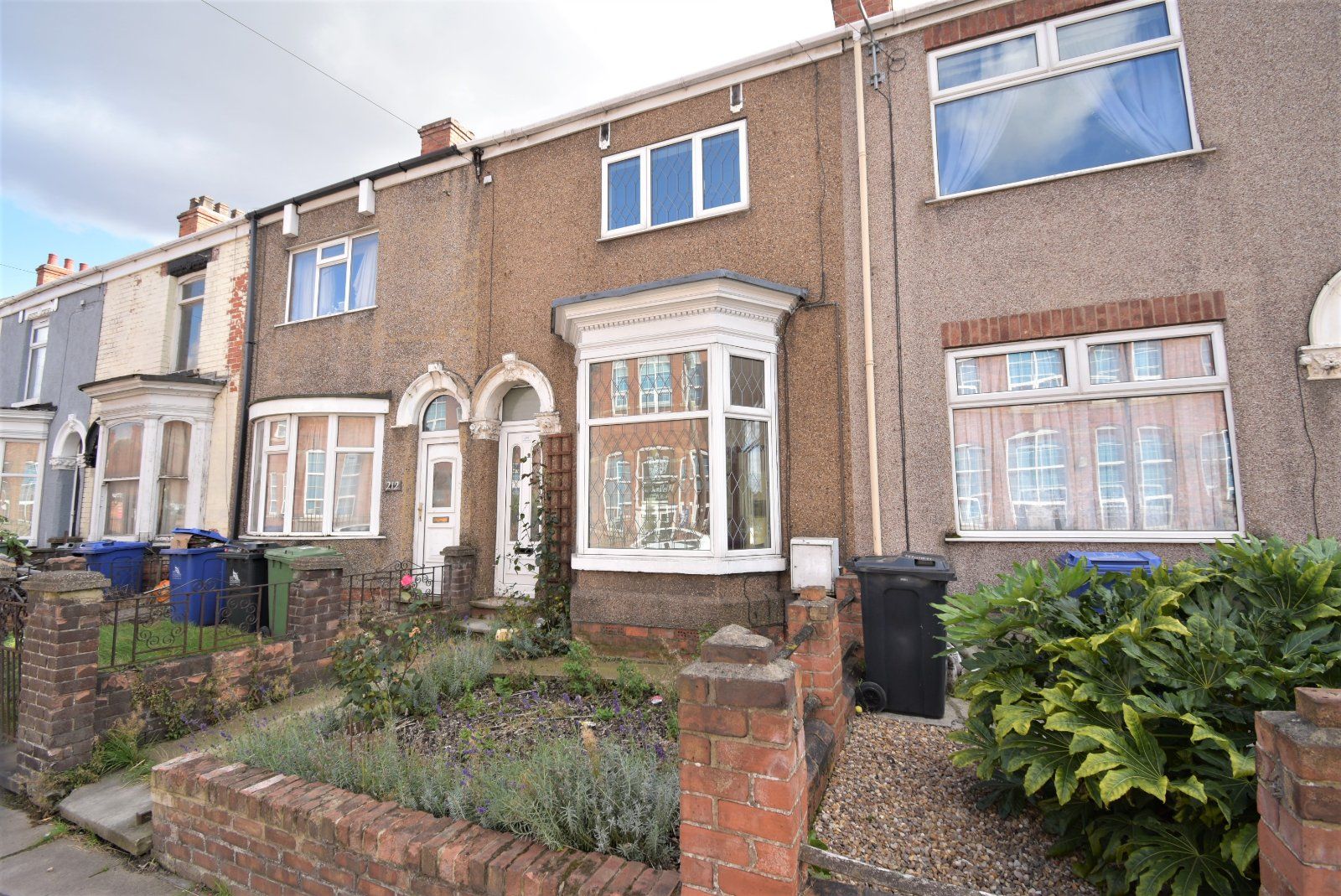 3 bed terraced house to rent in Welholme Road, Grimsby, South