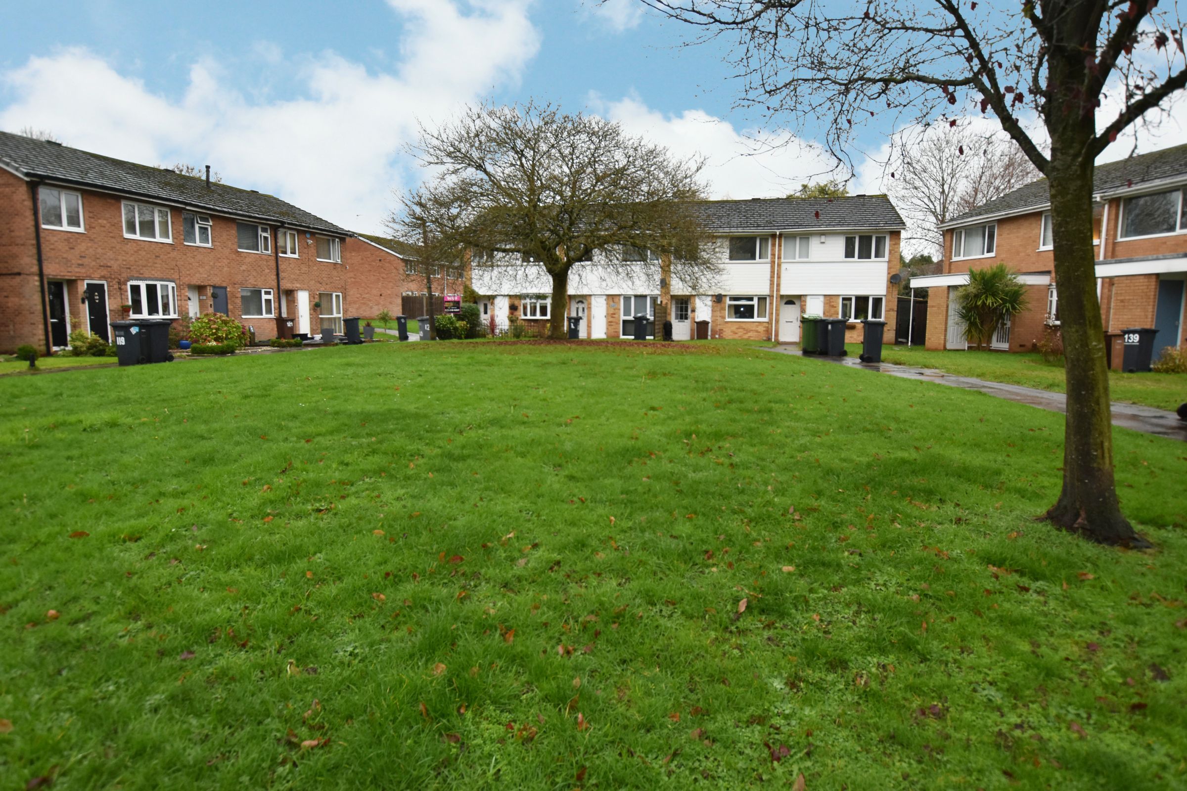 3 bed terraced house for sale in Nethercote Gardens, Shirley, Solihull