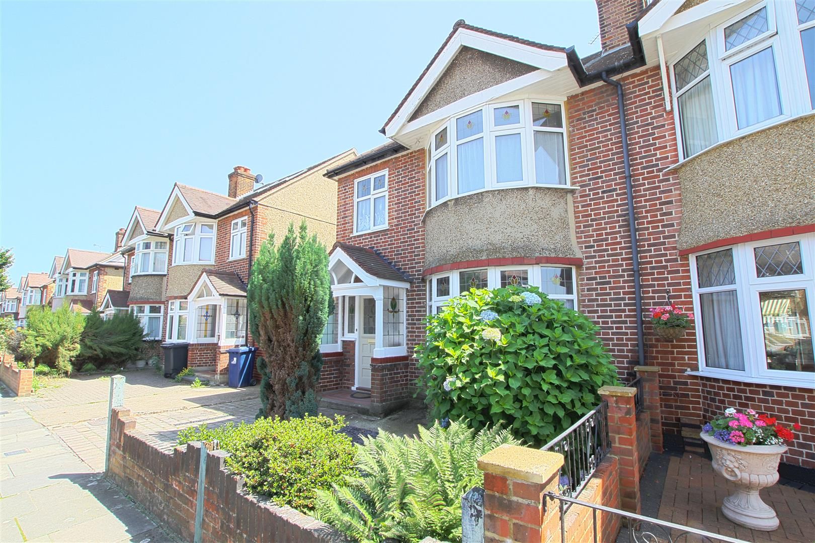 3 bed semidetached house to rent in Burnham Way, London W13 Zoopla