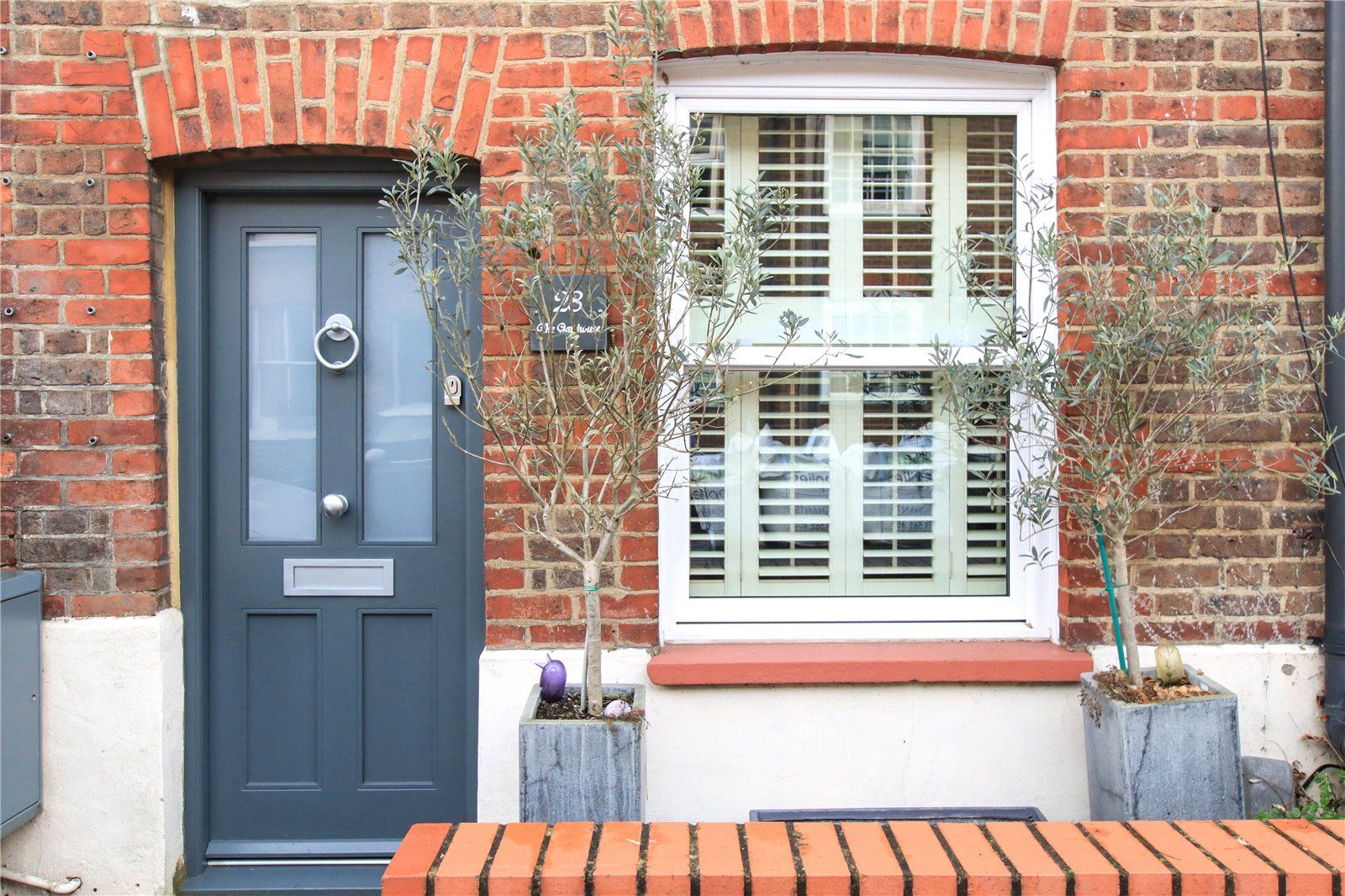 2 bed end terrace house for sale in Street, Berkhamsted