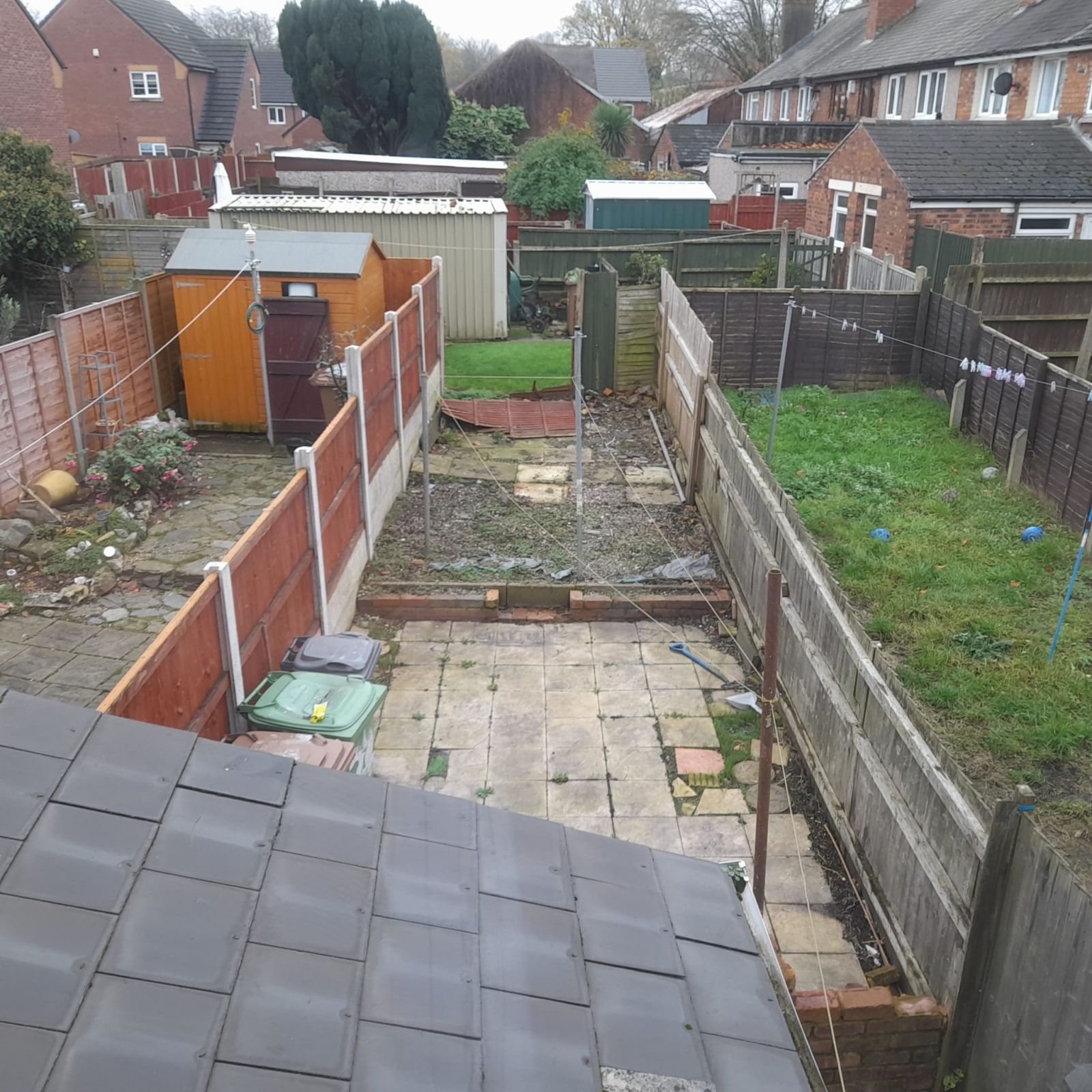 3 bed terraced house to rent in Castle Street, Darlaston, Wednesbury