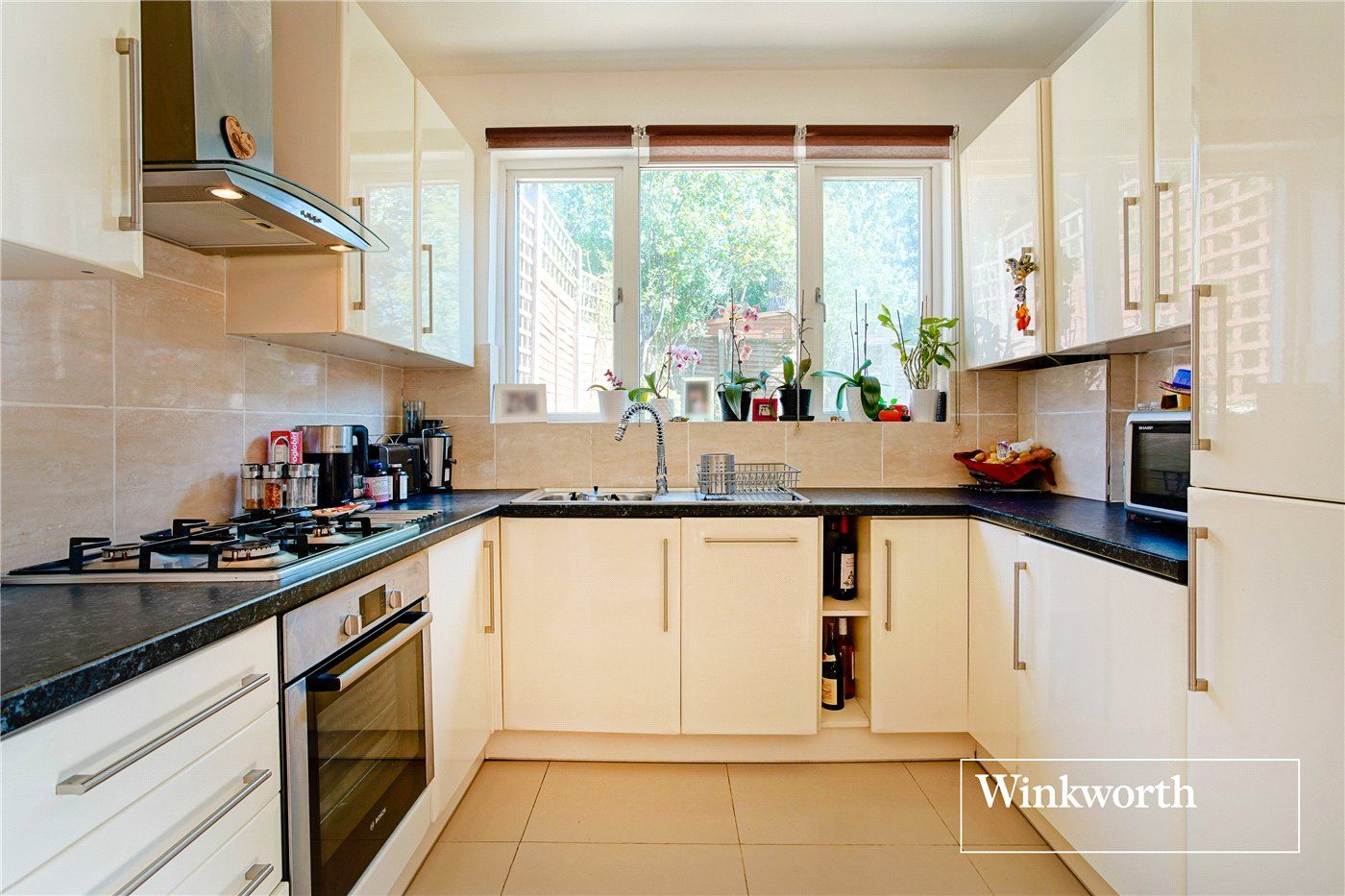 3 bed flat for sale in Abercorn Road, Mill Hill East, London NW7 Zoopla