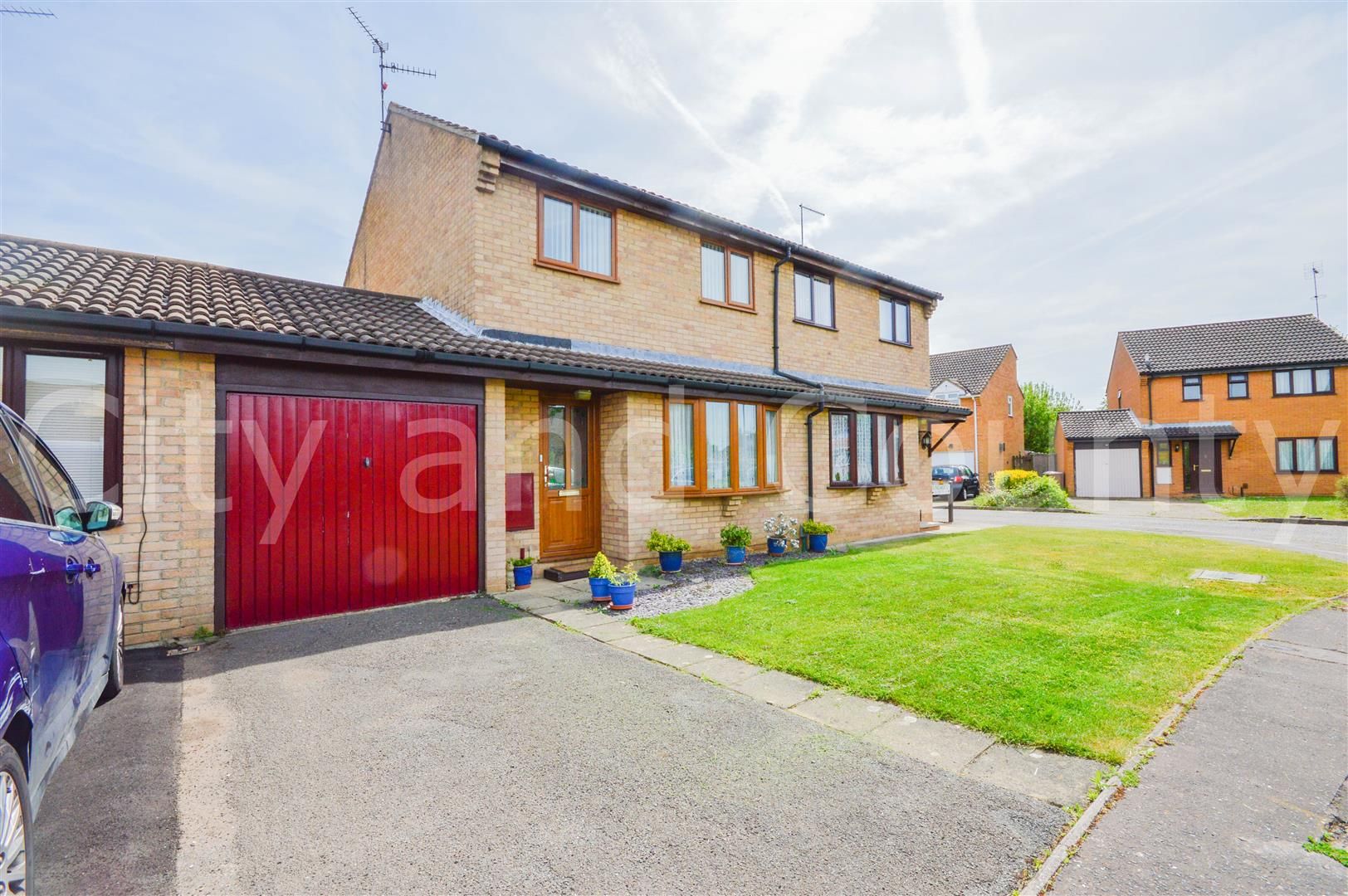 3 bed semidetached house for sale in Ringwood, South Bretton