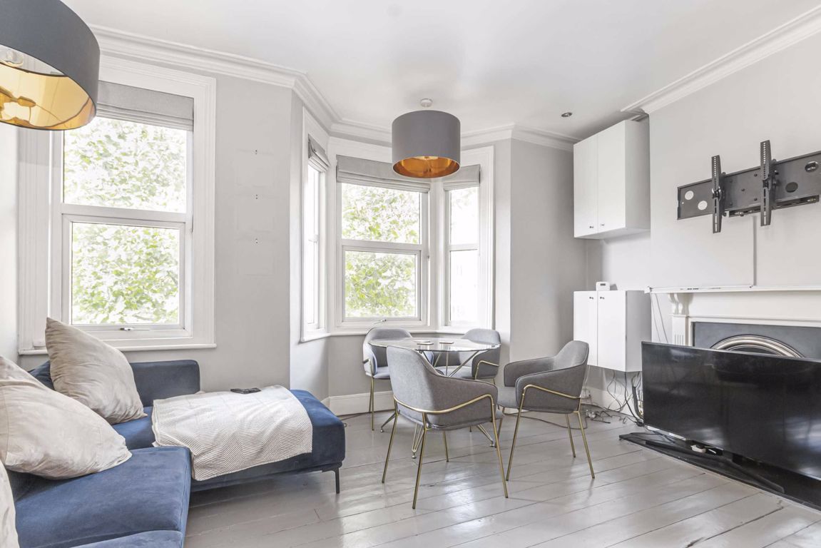 2 bed flat to rent in Acton Lane, London W3 Zoopla