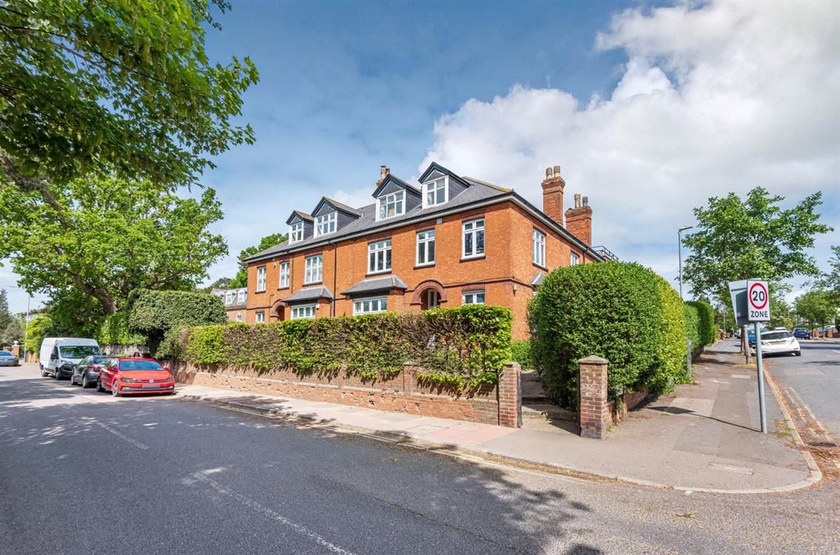 1 bed flat for sale in Speldhurst Road, Southborough, Tunbridge Wells