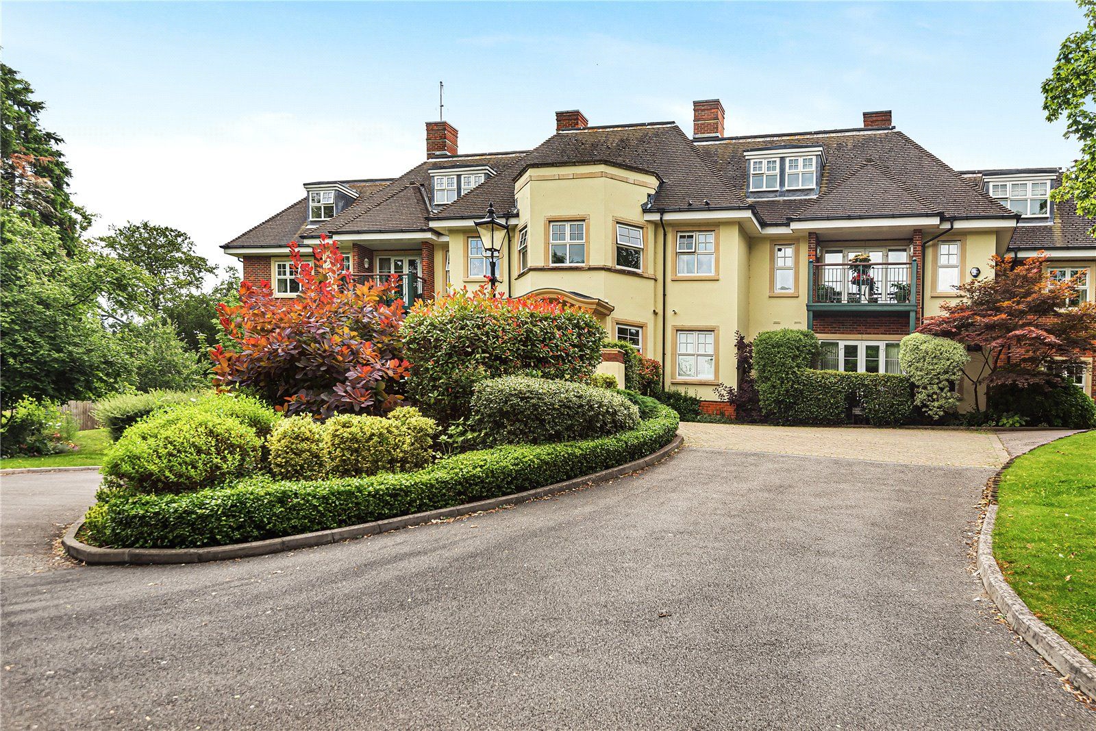 Crompton Hall, South Park, Gerrards Cross, Buckinghamshire SL9  